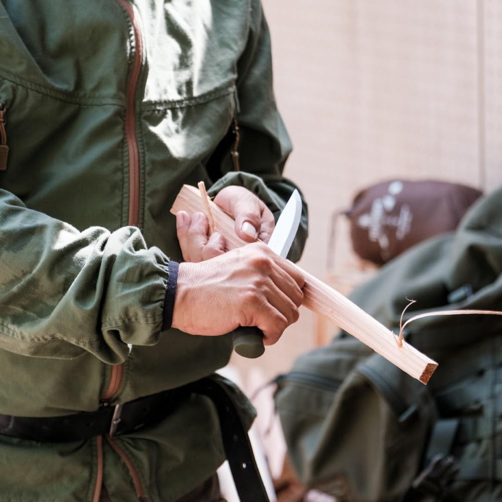 Morakniv Companion Carbon Steel Fixed-Blade Knife with Sheath 4.1 Inch 11863 NEW