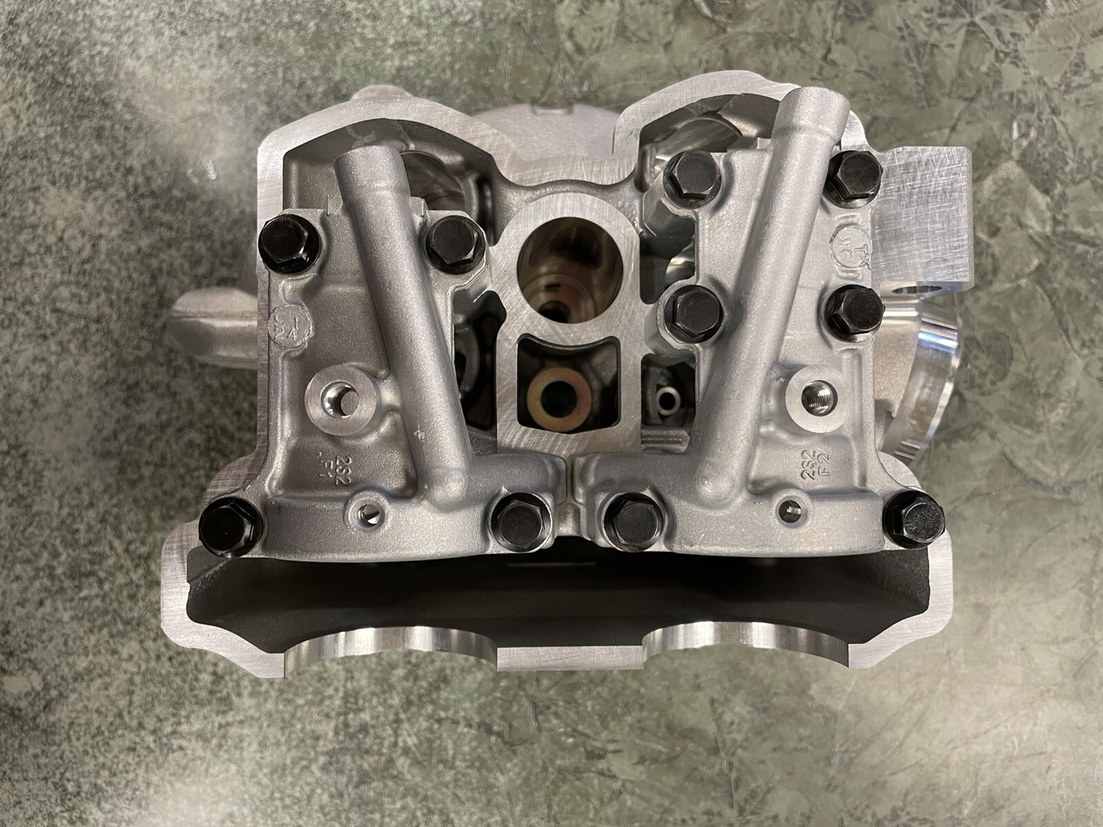 2014-2023 Yamaha YFZ450R YFZ 450R Engine Cylinder Head OEM 1TD-11101-09-00