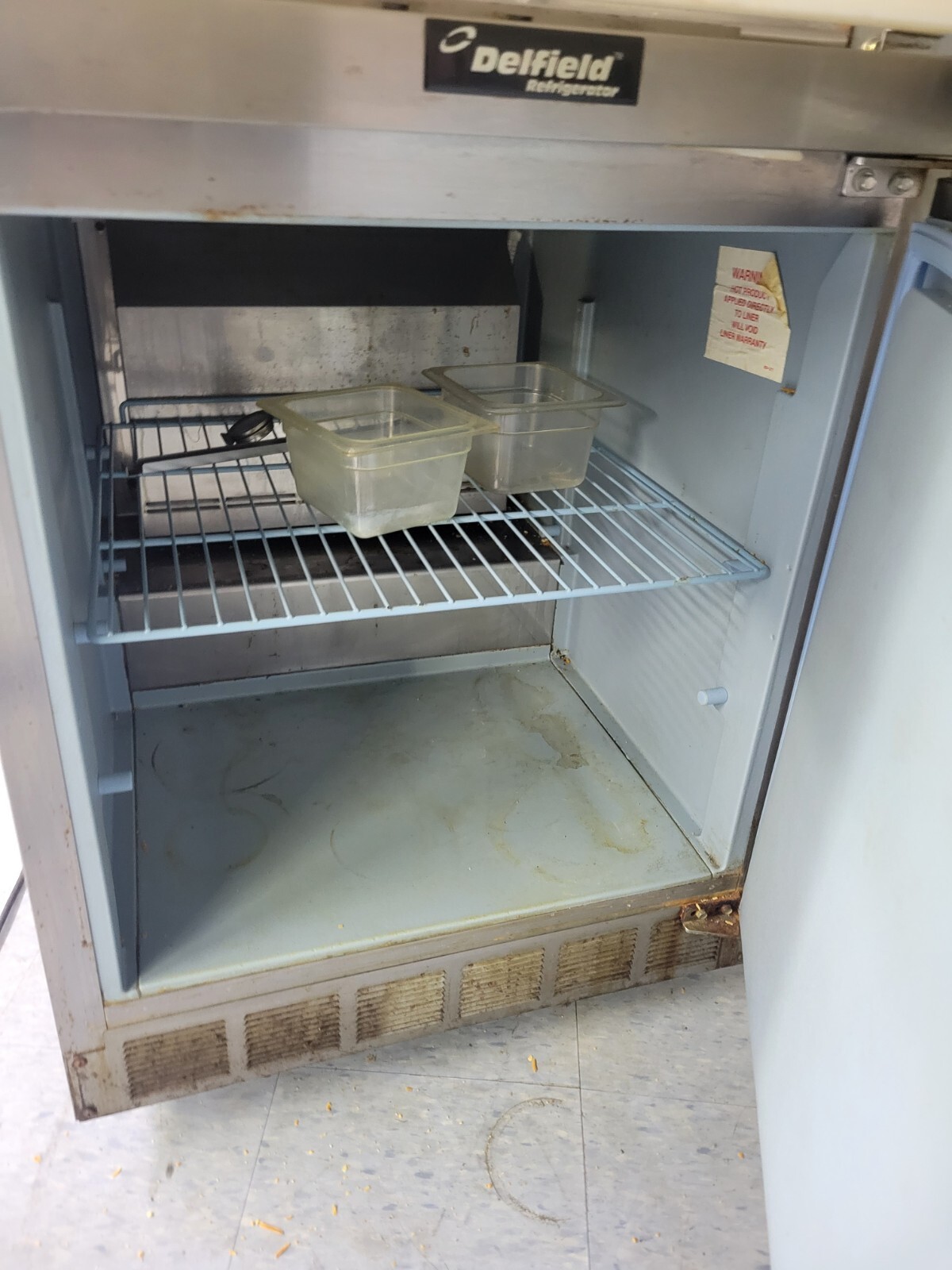 Delfield sandwich prep table