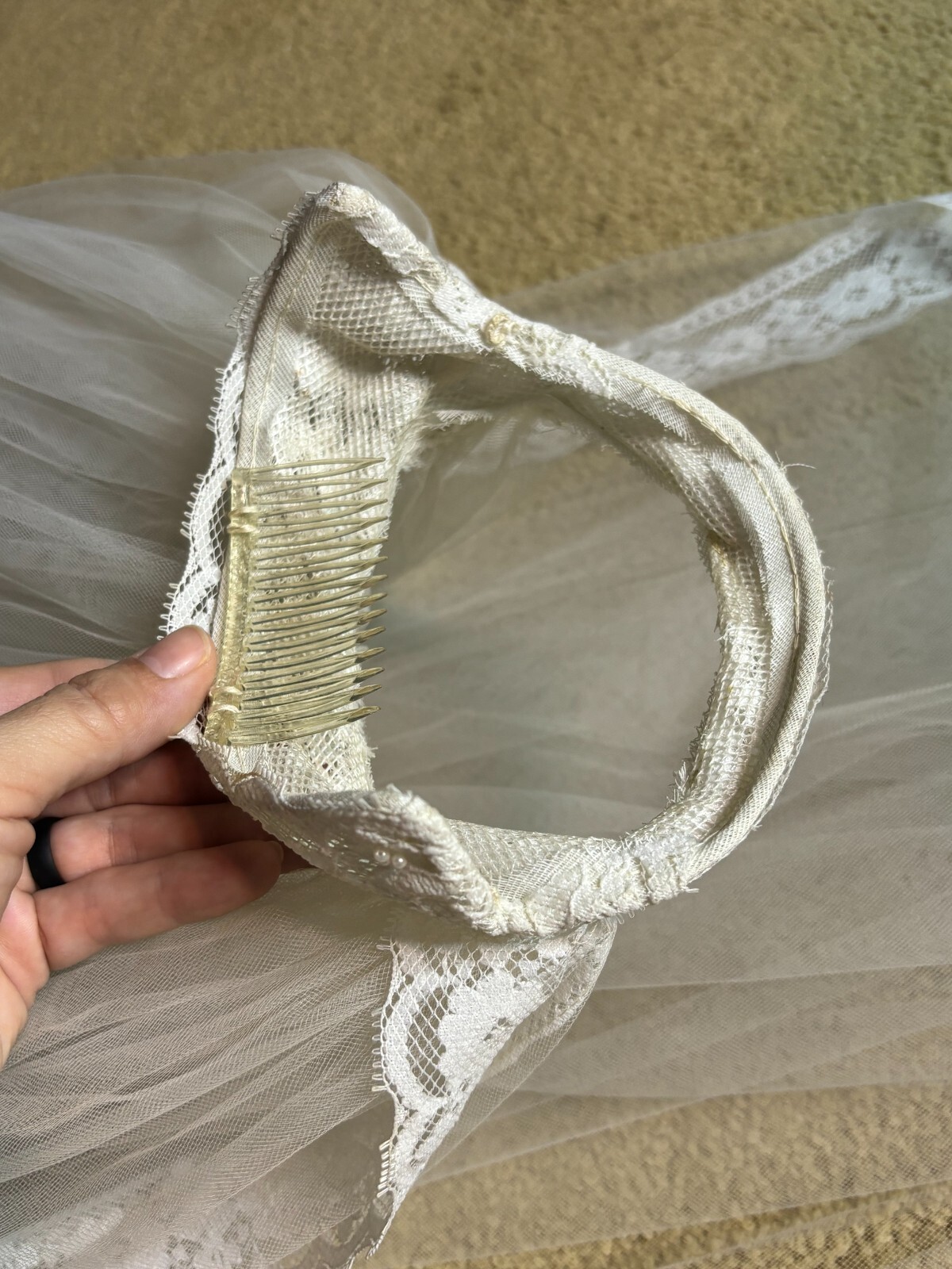 Vintage 70s Off White Headpiece Long Veil Hair Comb Bridal Wedding Fascinator