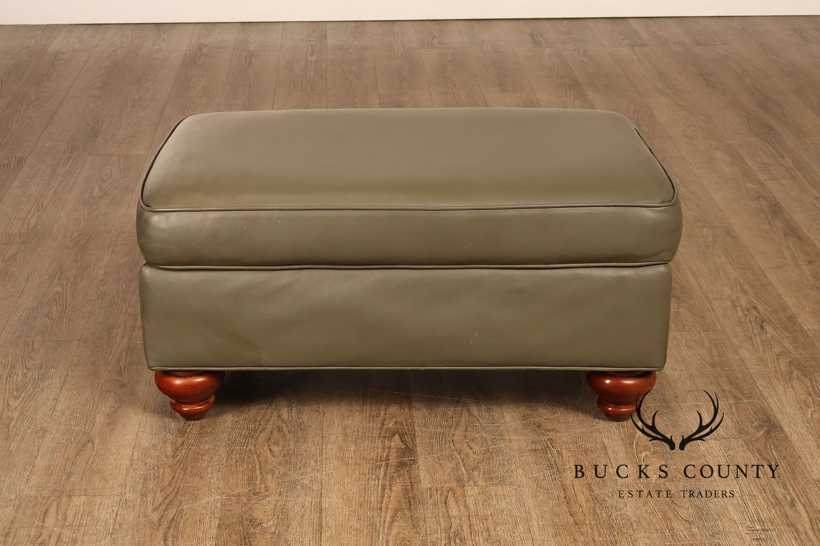 Ethan Allen Traditional Leather Ottoman