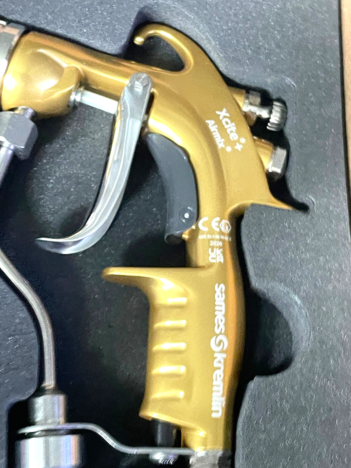 SAMES KREMLIN XCITE AIRMIX SPRAY GUN 120B NIB w/tip aircap fluid swivel-ss seat