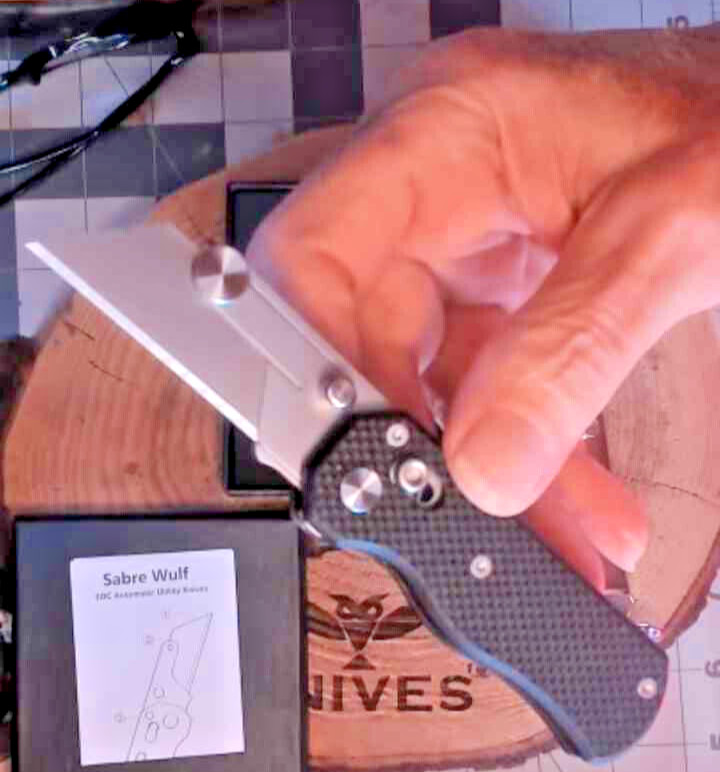 NEW Spring4th Sling Cutter Box cutter knife with button lock action. 440, G10