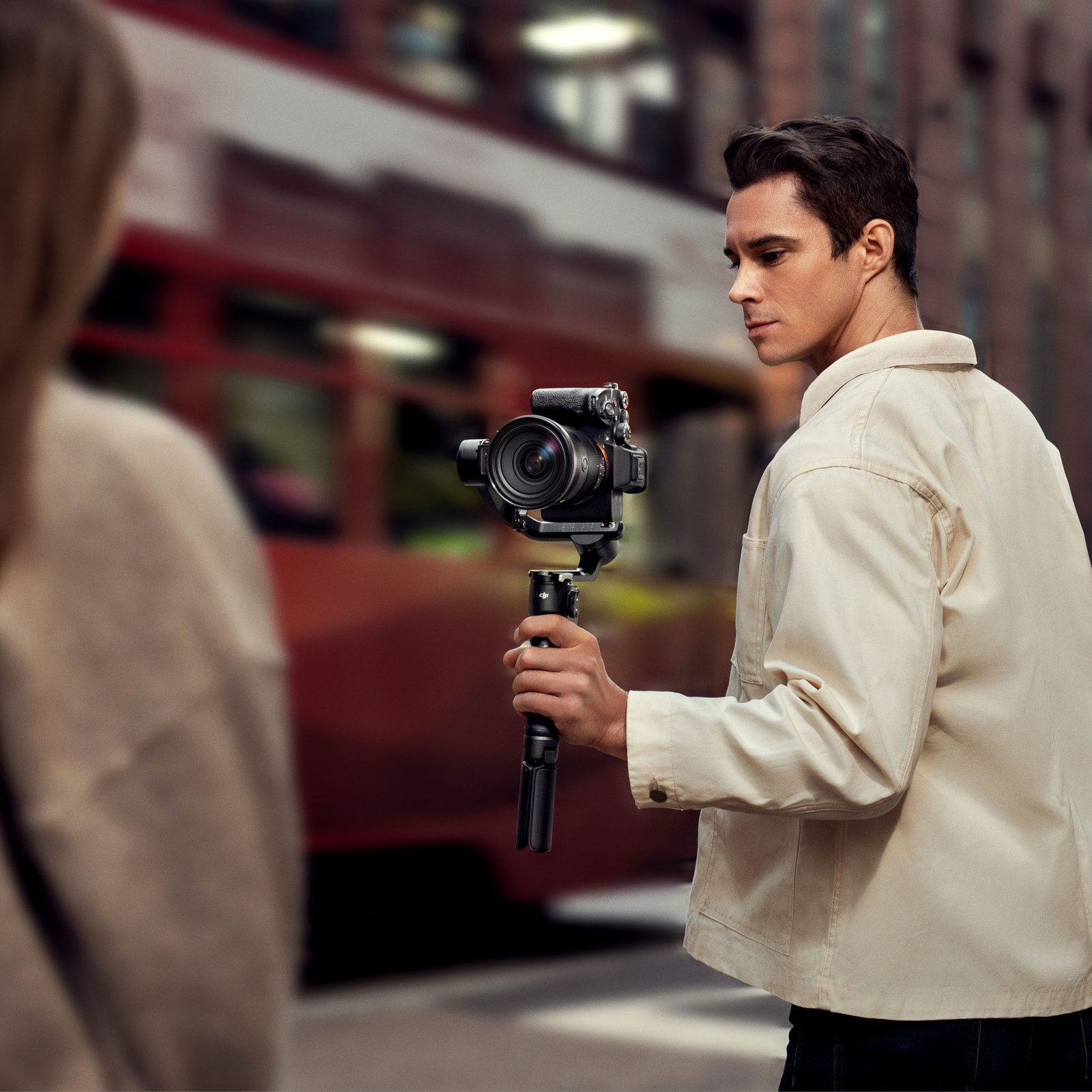 DJI RS 3 Mini, 3-Axis Gimbal Stabilizer for Cameras Canon/Sony/Panasonic/Nikon/