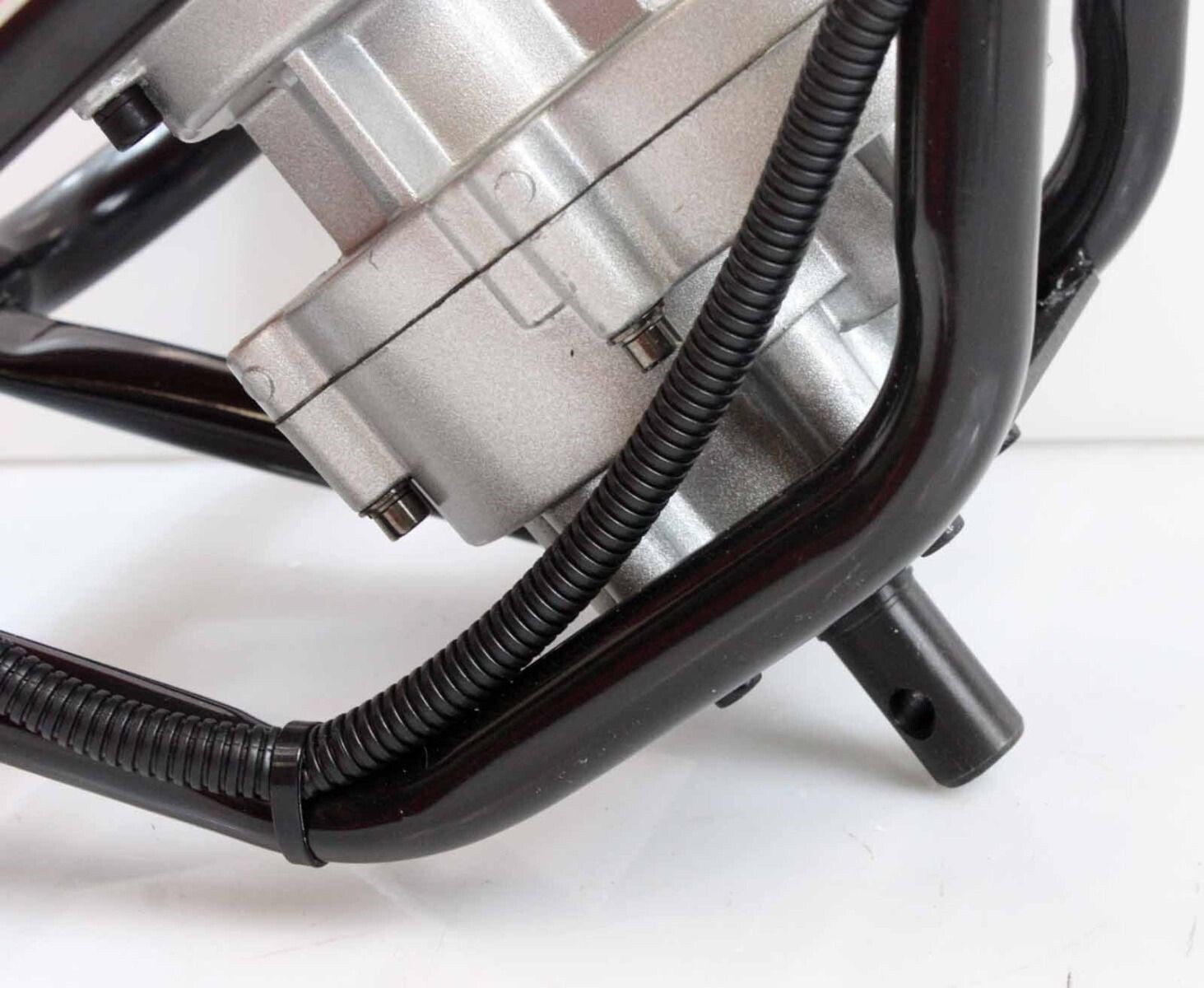 One Man 52cc Gas Post Hole Auger Machine with 8-Inch Soil Bit