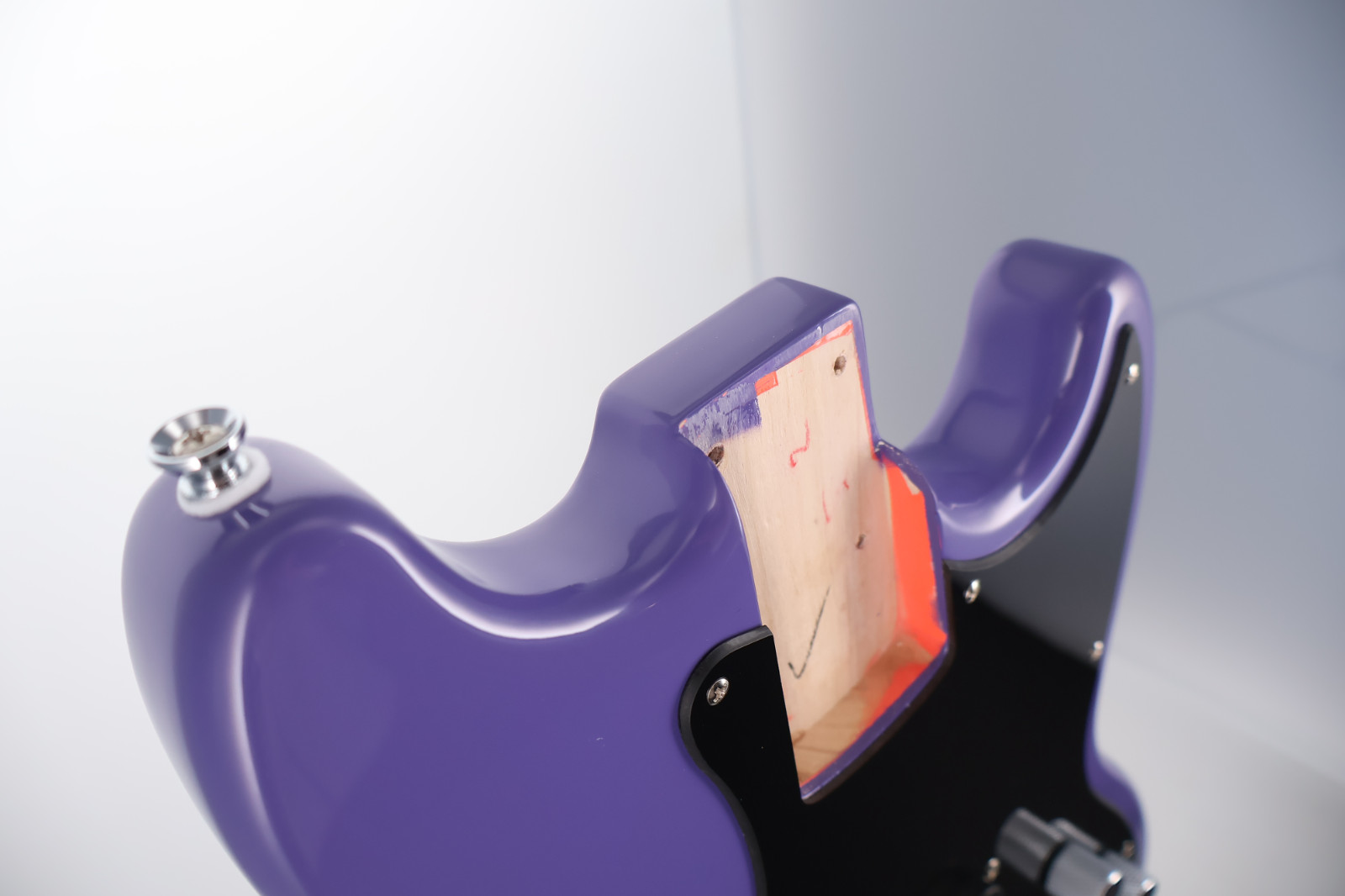 Squier Sonic Bronco Bass Body Ultraviolet Finish Fully Loaded!