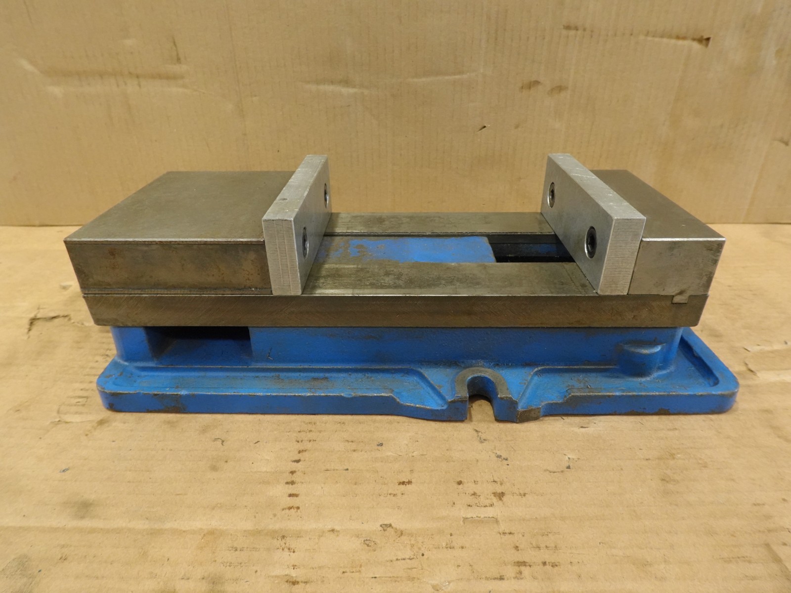 6" Kurt D675 AngLock Milling Machine Vise w/ Handle 7.5" Capacity KC2