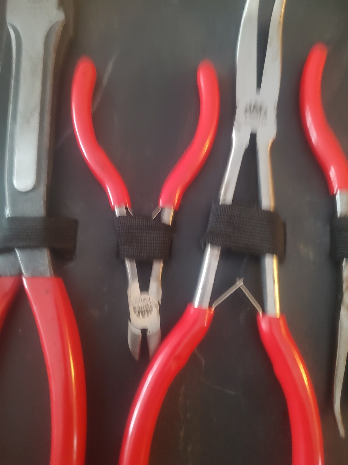 Mixed Long reach pliers 9 piece