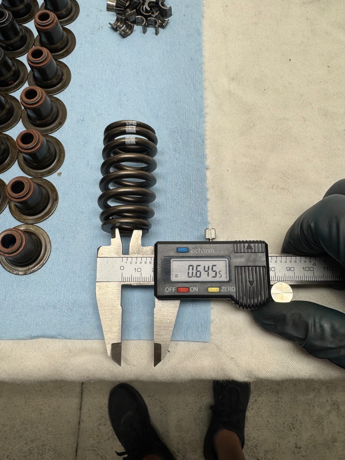 Corvette ZO6 Valve Springs Retainers Locks LS7 427 C6 Beehive Chevrolet Z06