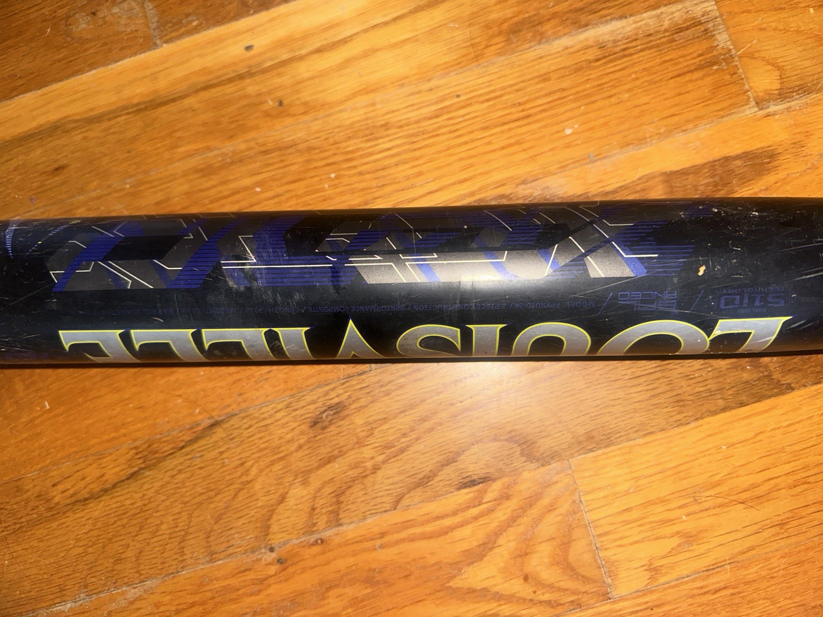 2024 Lousiville Xeno 33 Drop -10 Fastpitch Softball Bat