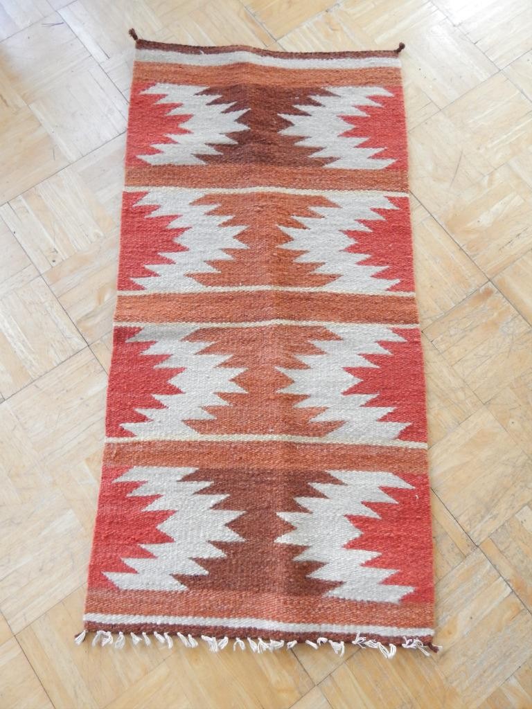 LARGE ANTIQUE VINTAGE  "GALLUP THROW" NAVAJO CHINLE TRADING POST RUG WEAVING