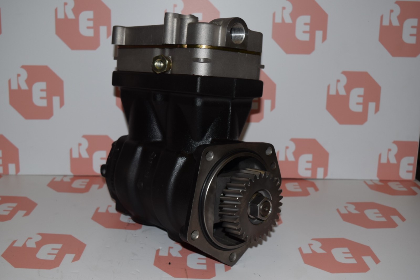 4127040080 20701801 Wabco Air Compressor Volvo D12