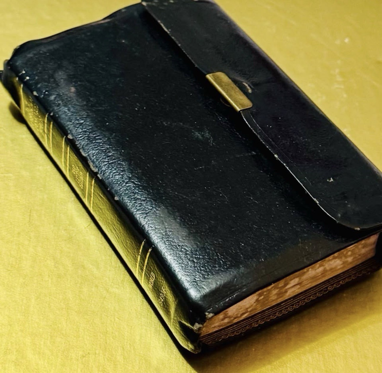 1977 Pocket Vintage New American Standard World Bible Publishers Red Letter