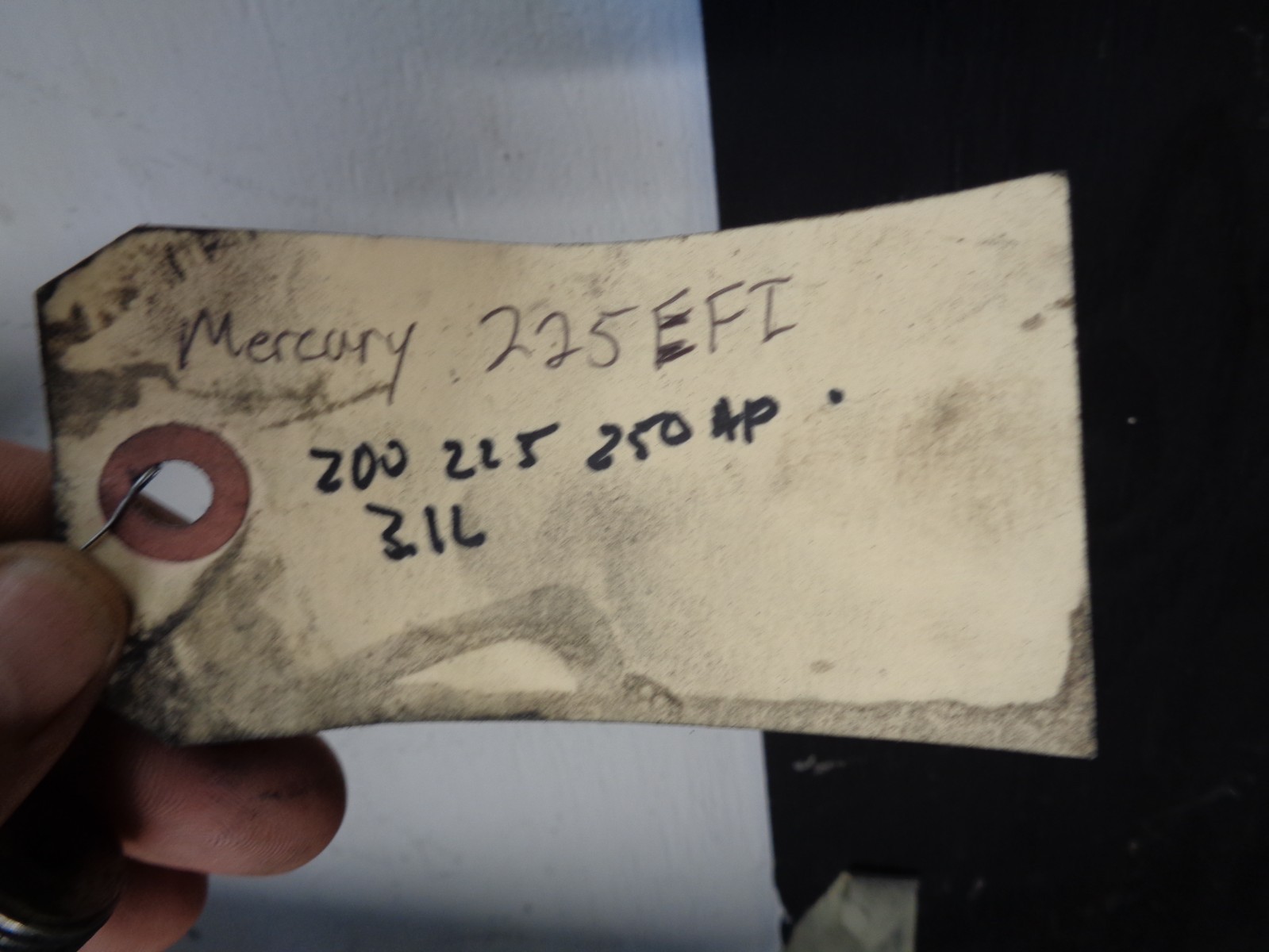 USED MERCURY 225-250 hp 25" OUTBOARD MOTOR EFI/OPTIMAX LOWER UNIT-225hp 250hp