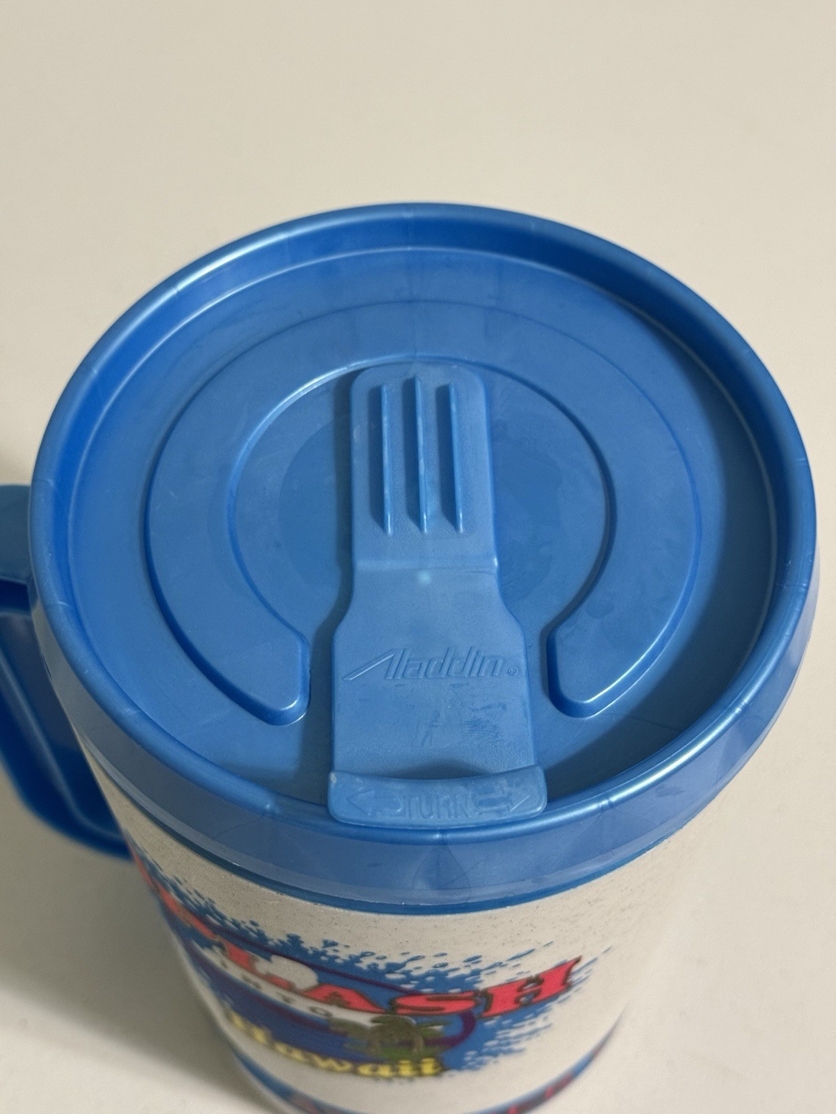 TWO Vintage Fountain Drinks Splash Into Hawaii Aladdin Travel Mugs Cups W/Lids