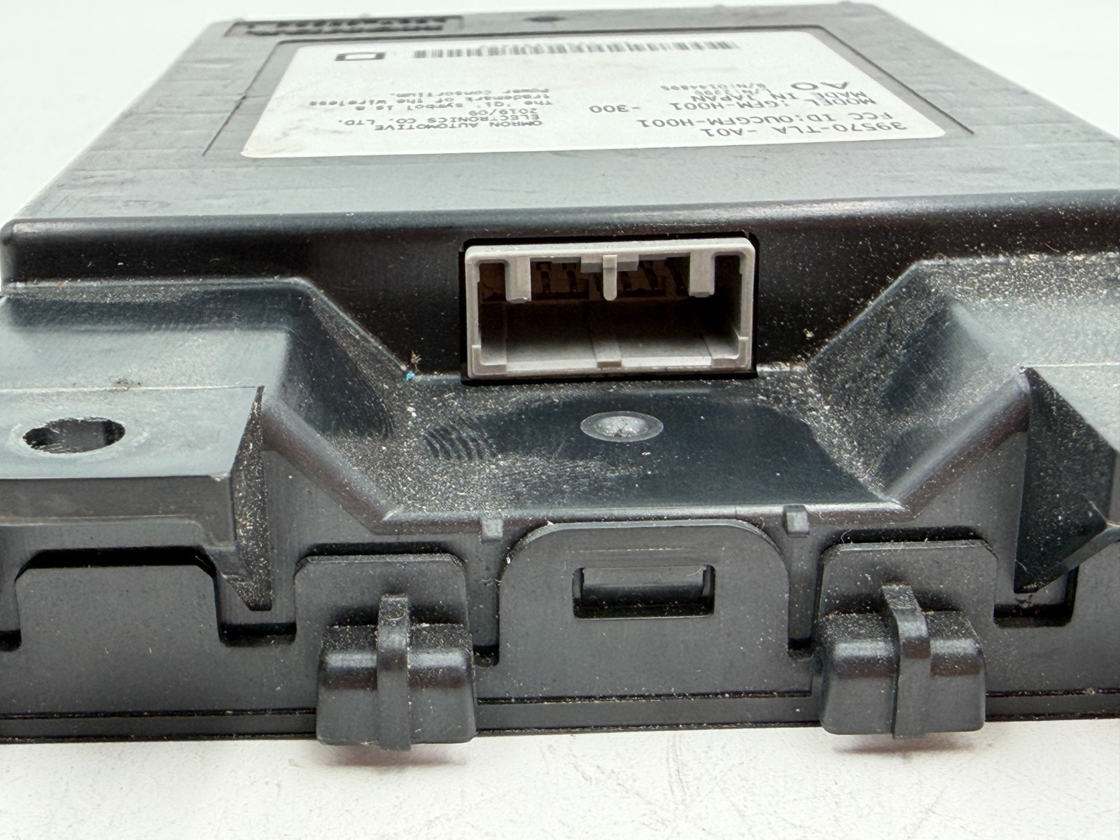 2020-2022 Honda CR-V Touring Wireless Charger Unit Module 39570TLAA01 OEM