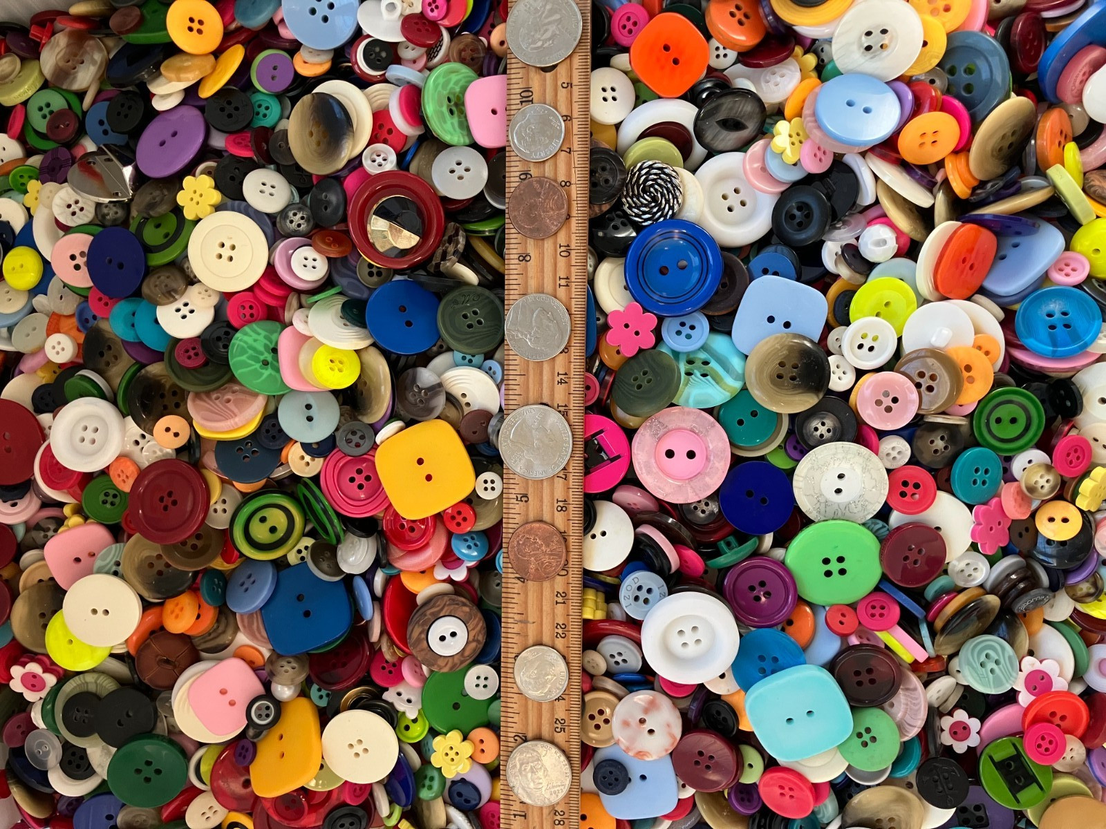 200 New Buttons assorted mixed color and sizes bulk Mixed Button lot MX1