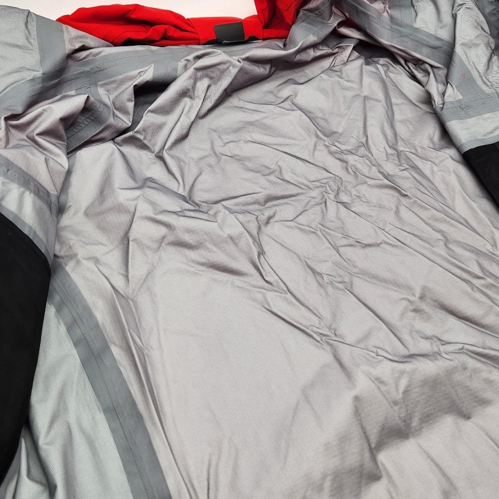 RAB Latok Alpine Winter Hiking Jacket Waterproof Red Men's Size Large EU:54