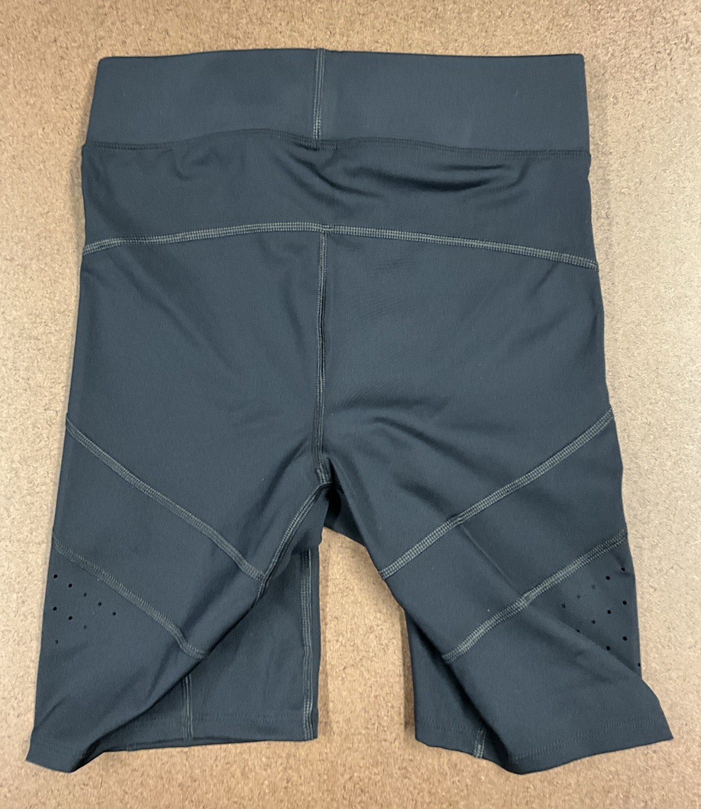 $50 Under Armour UA Speedpocket Half Tight Shorts Mens Medium 1373218 001 NEW