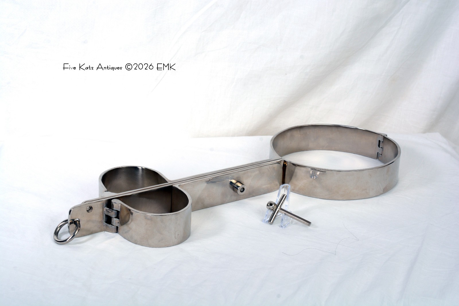 Shrew's Fiddle Metal Collar Wrist Restraint Used Steel Restraint