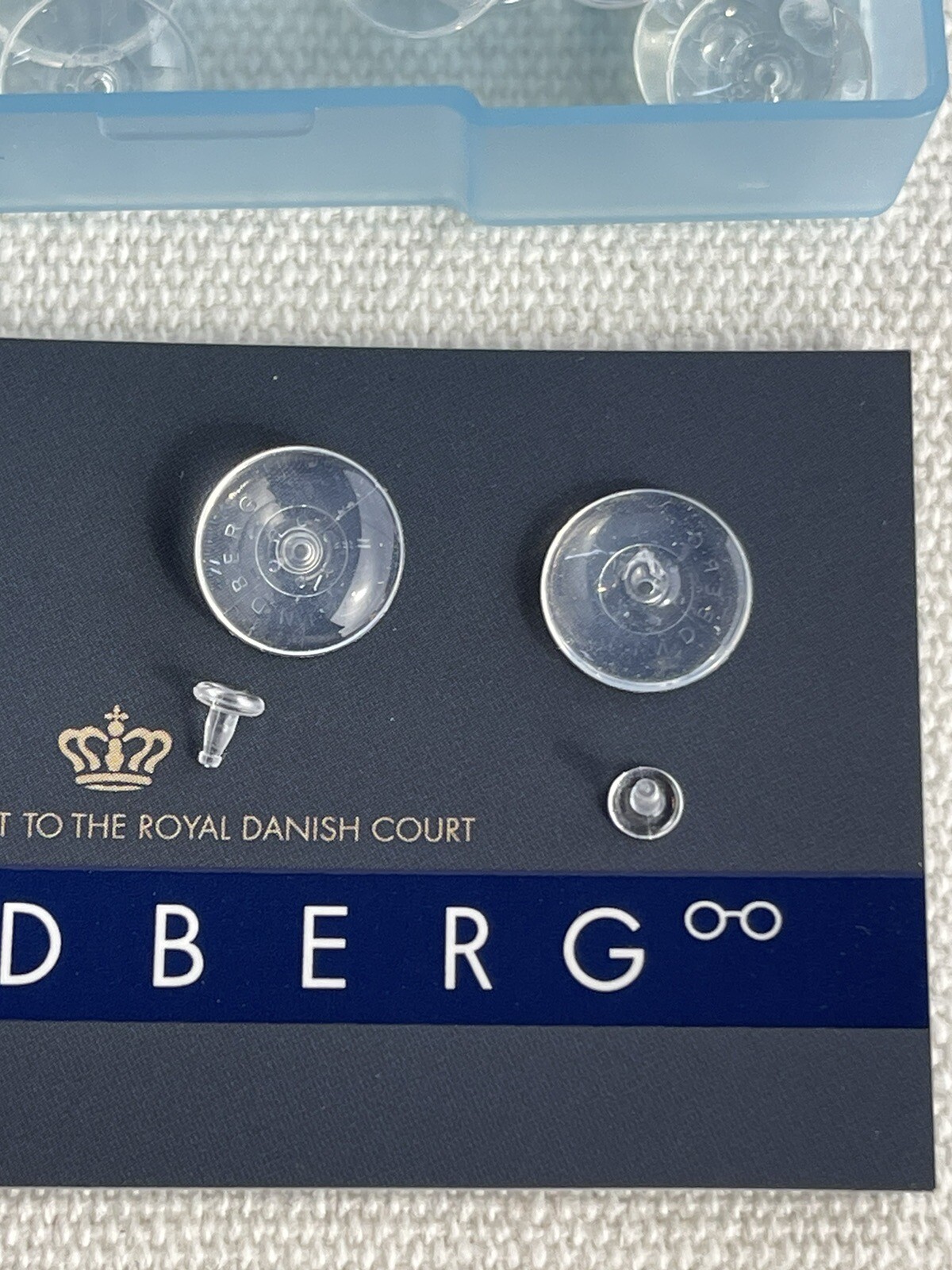 Authentic LINDBERG  l lRound Silicone Replacement Nose Pads Snap-in Pin Large