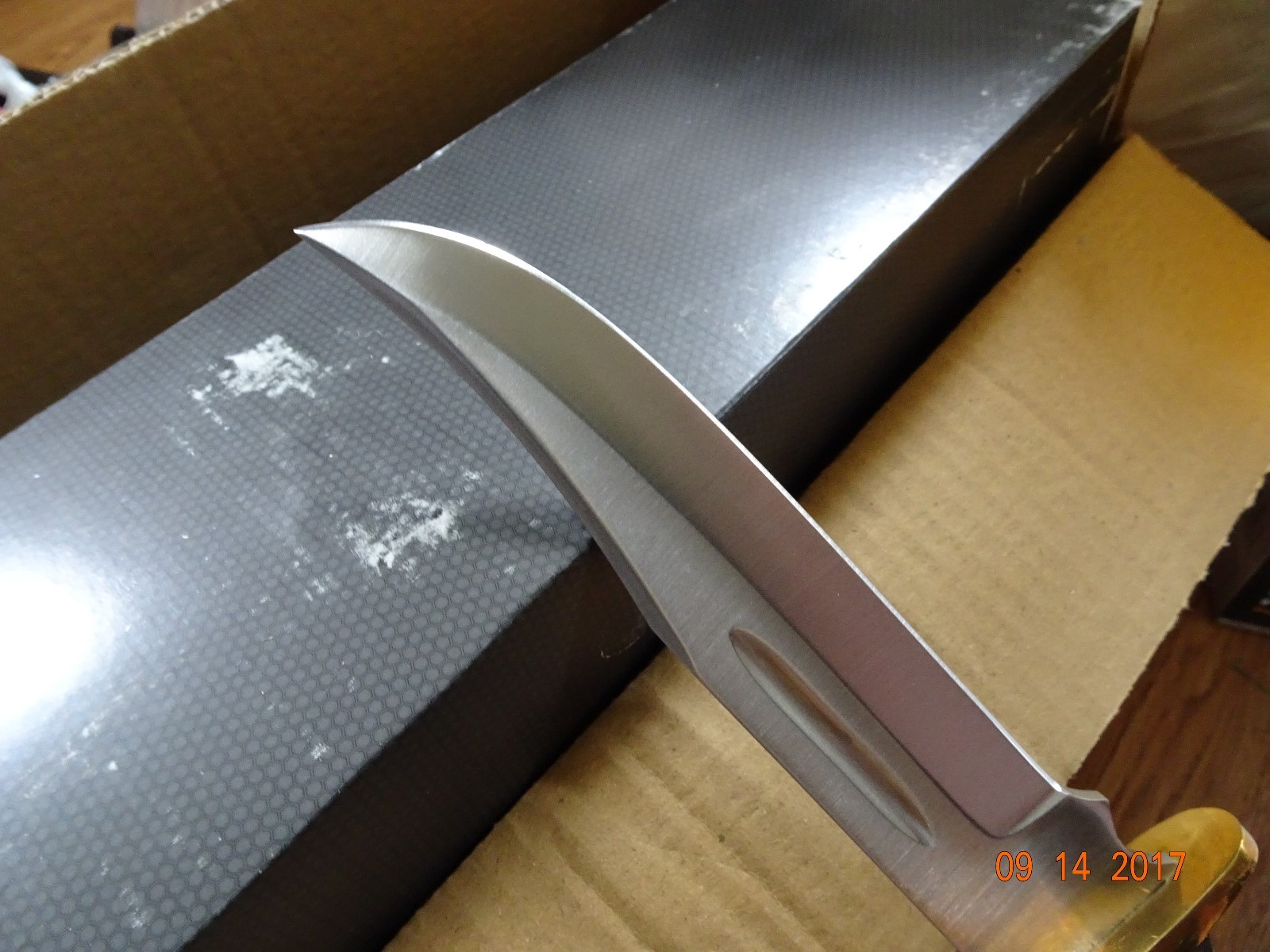 STEEL STAG 10 1/2' FIXED BLADE KNIFE ELK ANTLER HANDLE 440S.S. BLADE LEATHER SHE