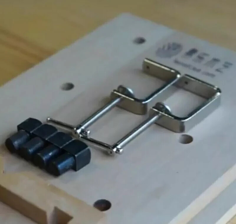 400*300MM DIY Small Woodworking Workbench Carpenter Bench Woodworking Fixture