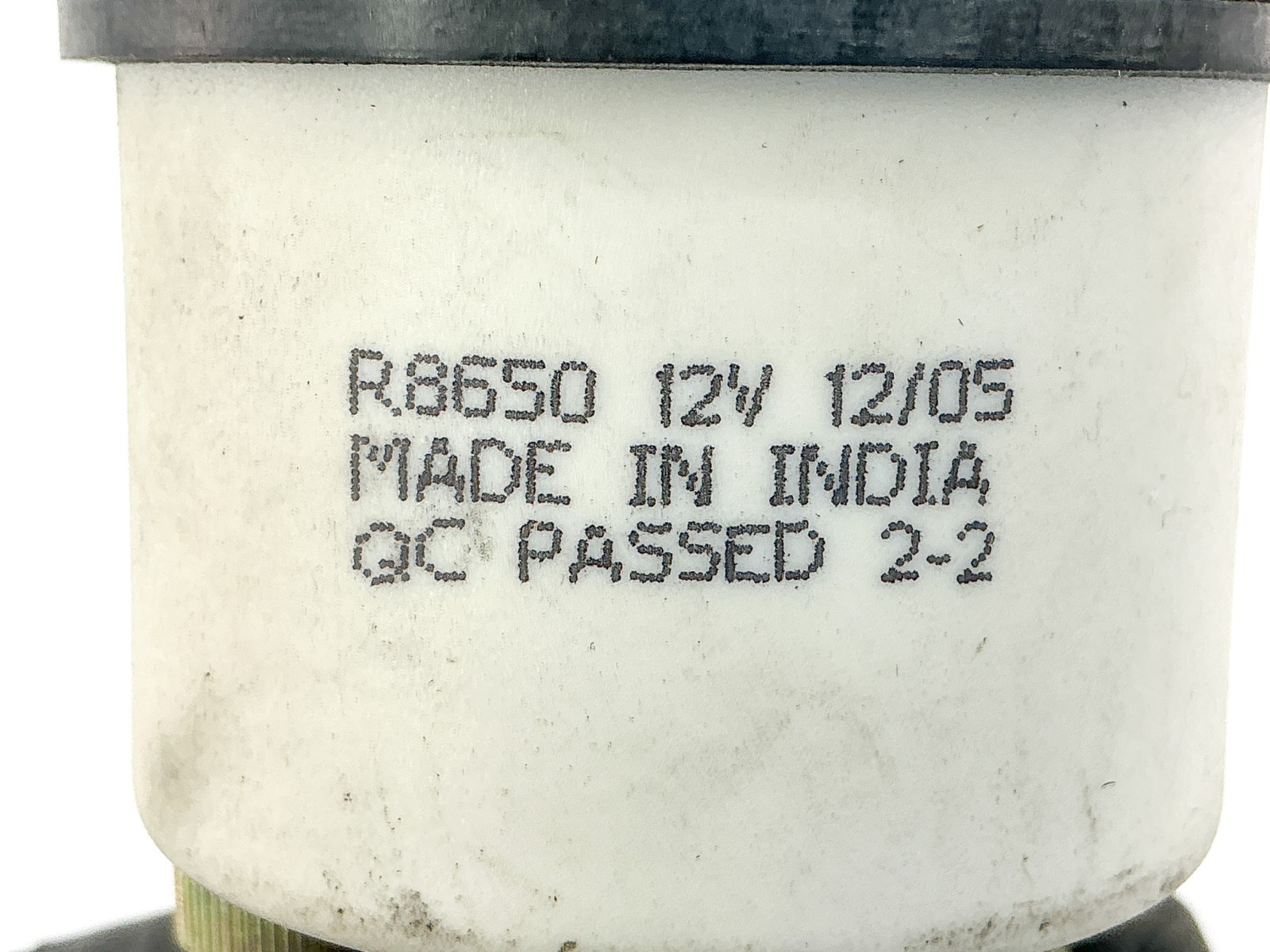 New ISSPRO GP0088A Water Temperature Gauge 12V 100-240 Deg- No Box