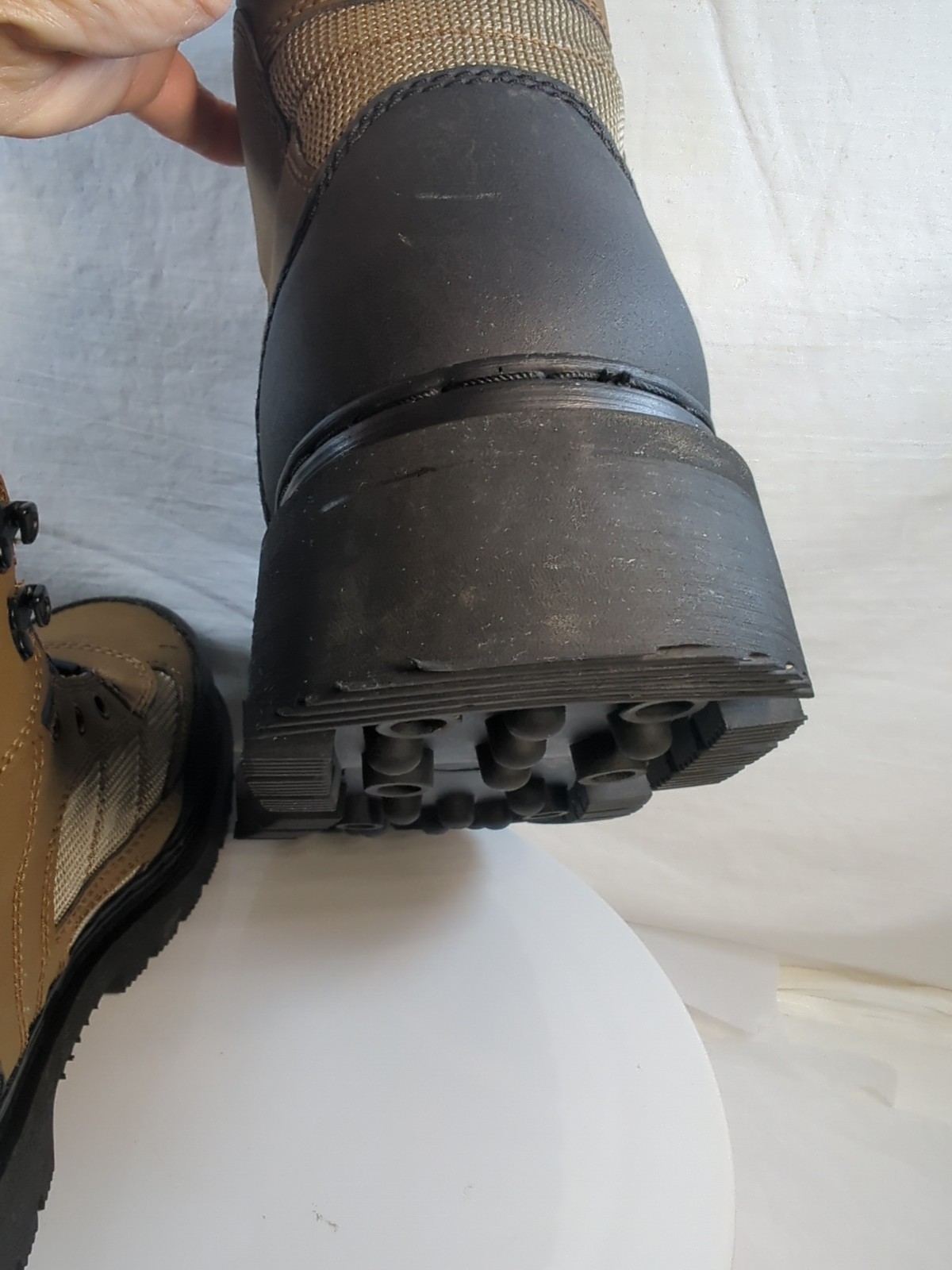 Cabela’s Ultralight Felt Sole Wading Boots Men's 11 M Brown Black