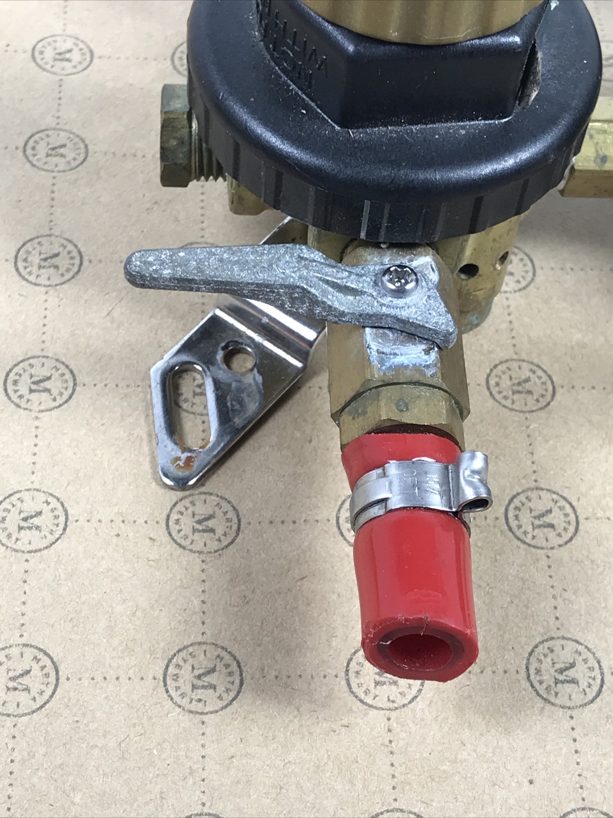 Taprite Dual Pressure Co2 Beer Soda Regulator 5740 Excellent