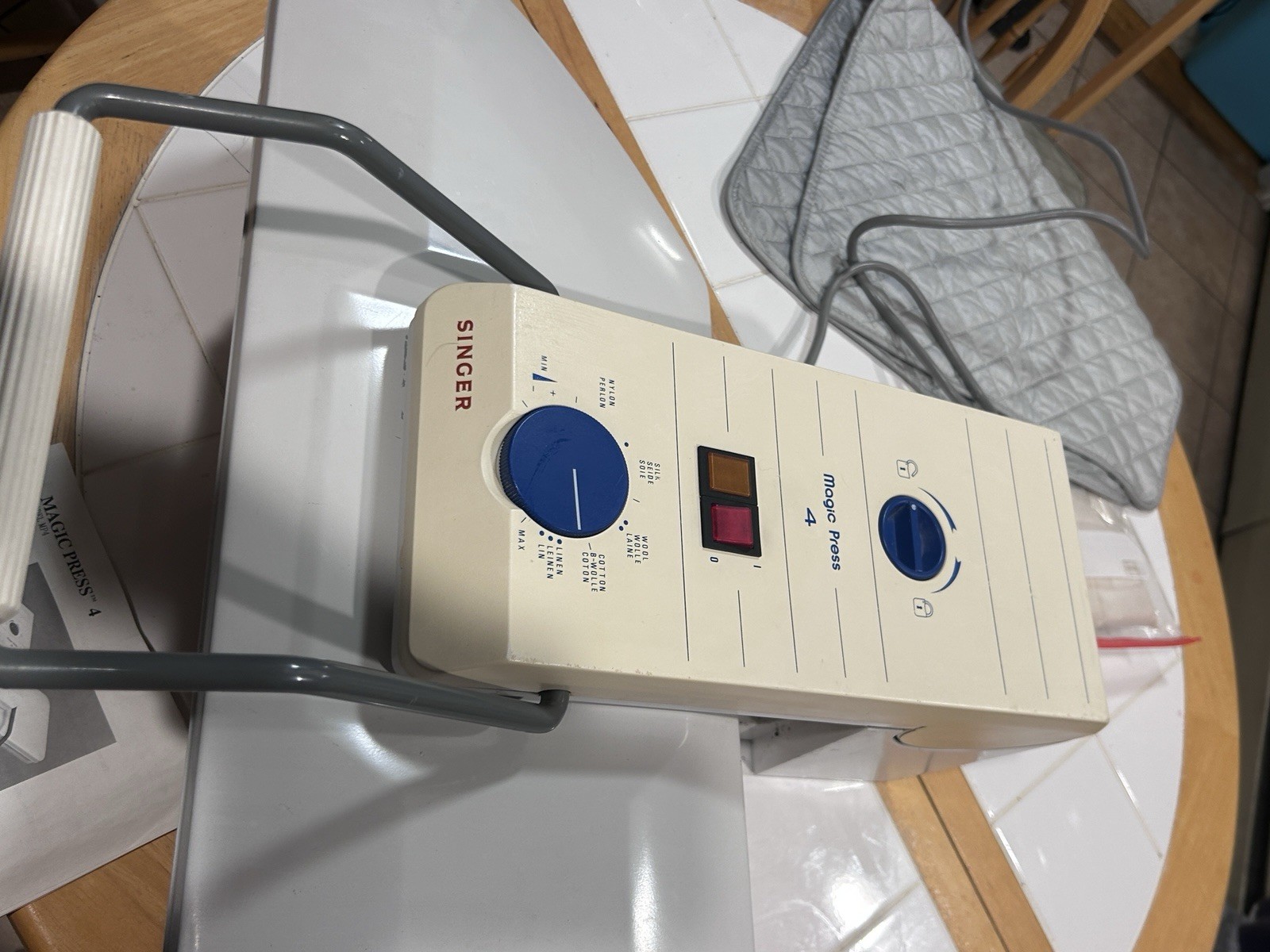 Singer Magic Press 4 Electric Clothing Iron Commercial Heat Press w/Manual Works