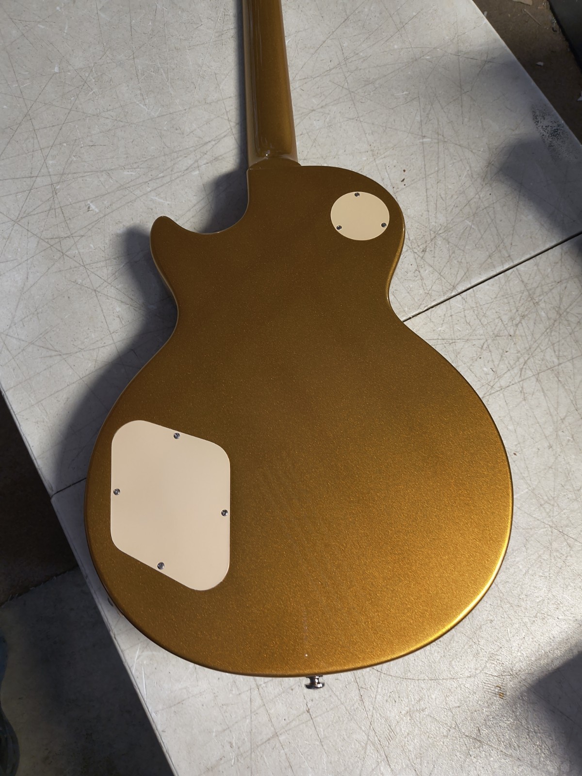 Epiphone Les Paul Modern Pro Electric Guitar - Metallic Gold, cracked, read all