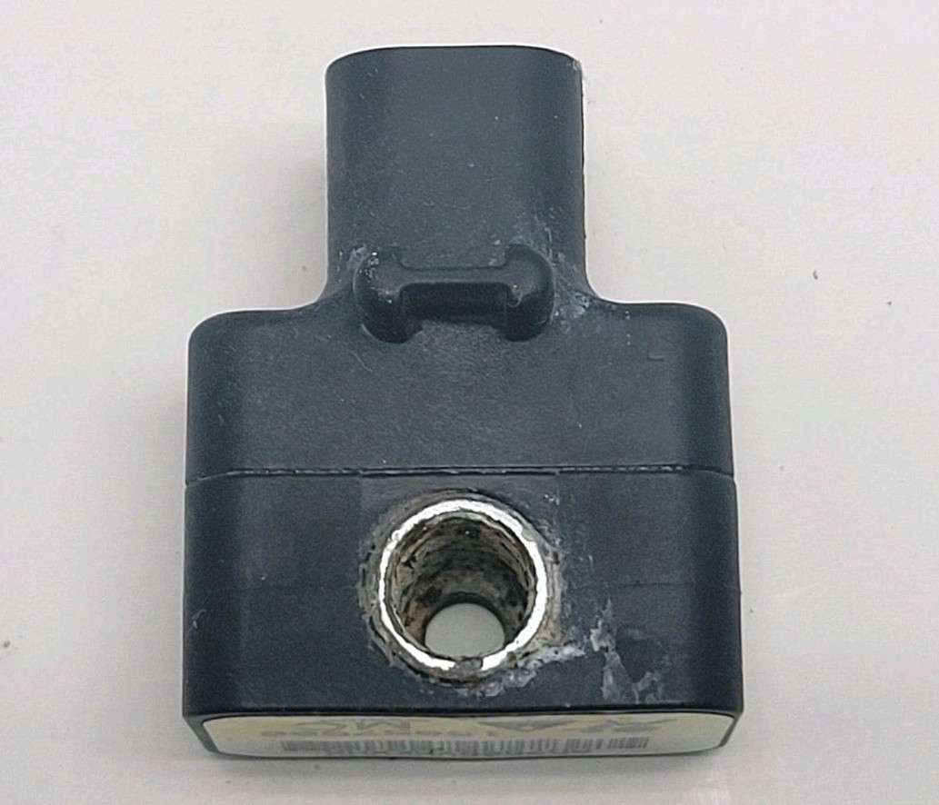 2003 - 2004 Cadillac GMC Chevrolet SRS Front Bumper Sensor 15057506 OEM