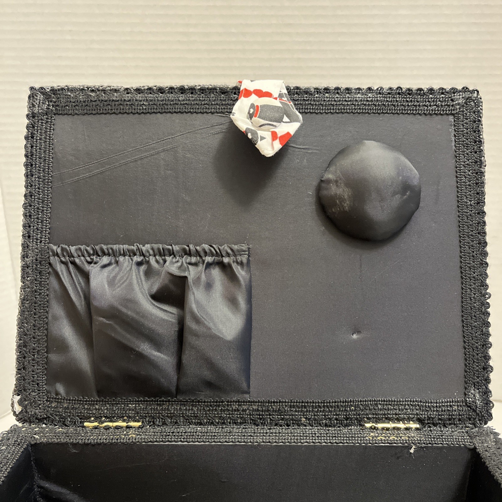 Sewing Basket Cat Print Padded Box Pin Cushion Accessories Storage Snap Closure