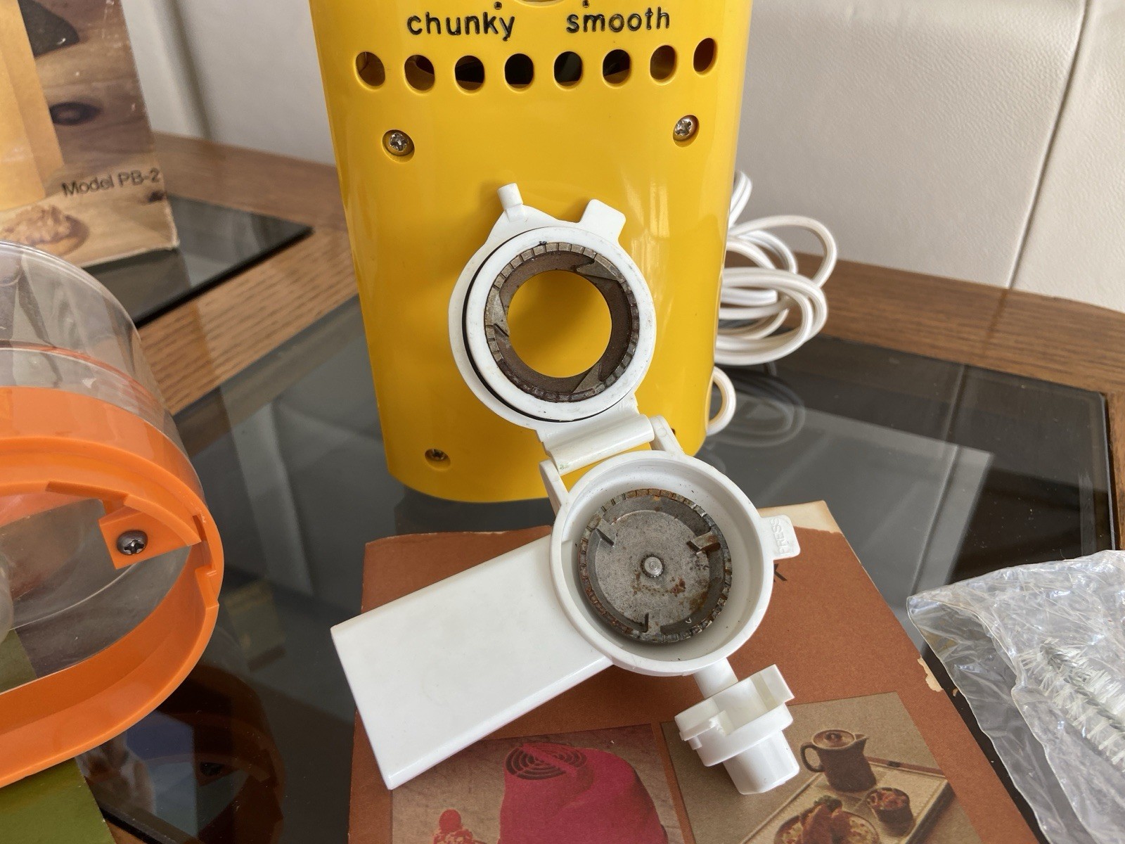 Salton Peanut Butter Maker 1970's Nostalgic Vintage Kitchen Model PB-2 Yellow