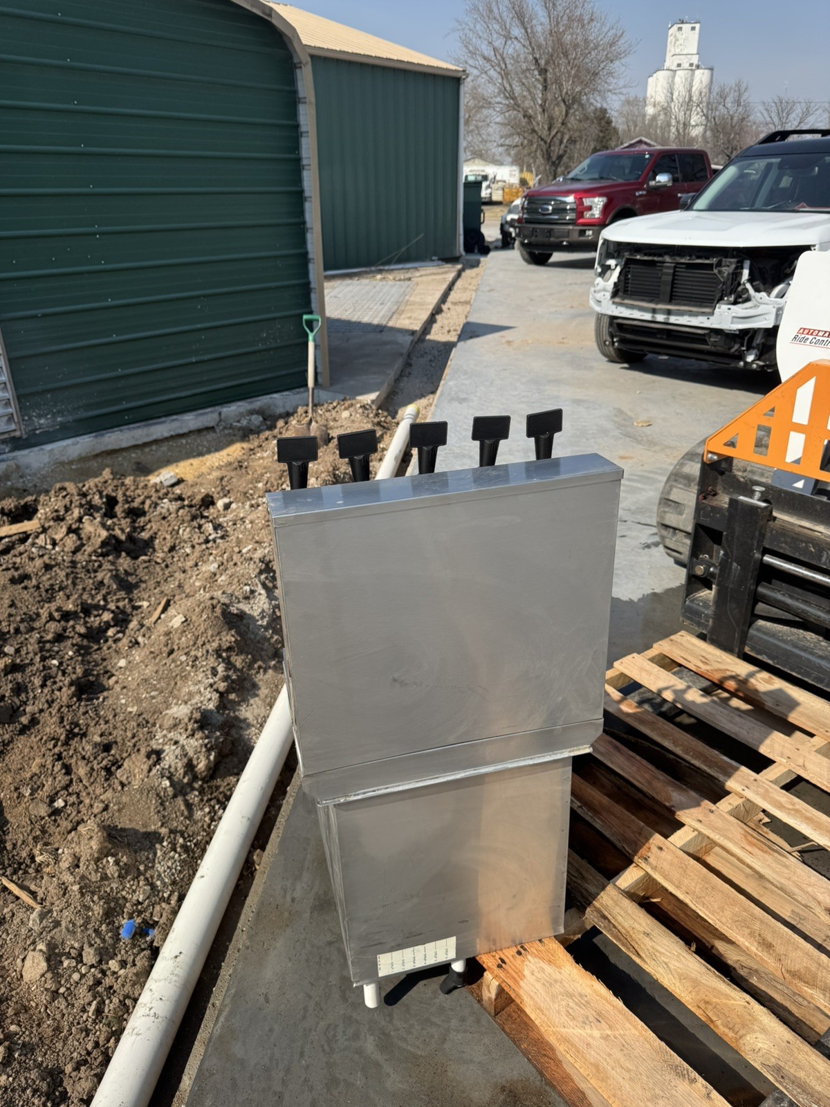 Lancer Ice Cooled Drop in 5 Valve 2205 Beverage Dispenser