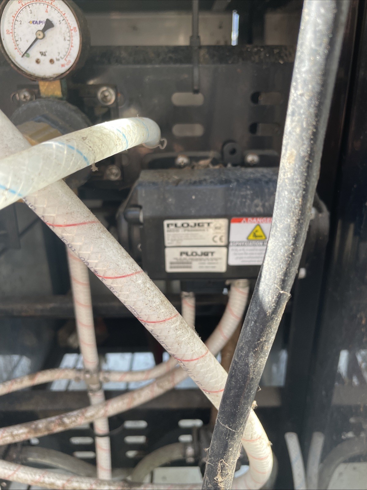 Slushy Machine Double Syrup Frozen Beverage Drink FBD 352 For Repair Or Parts.