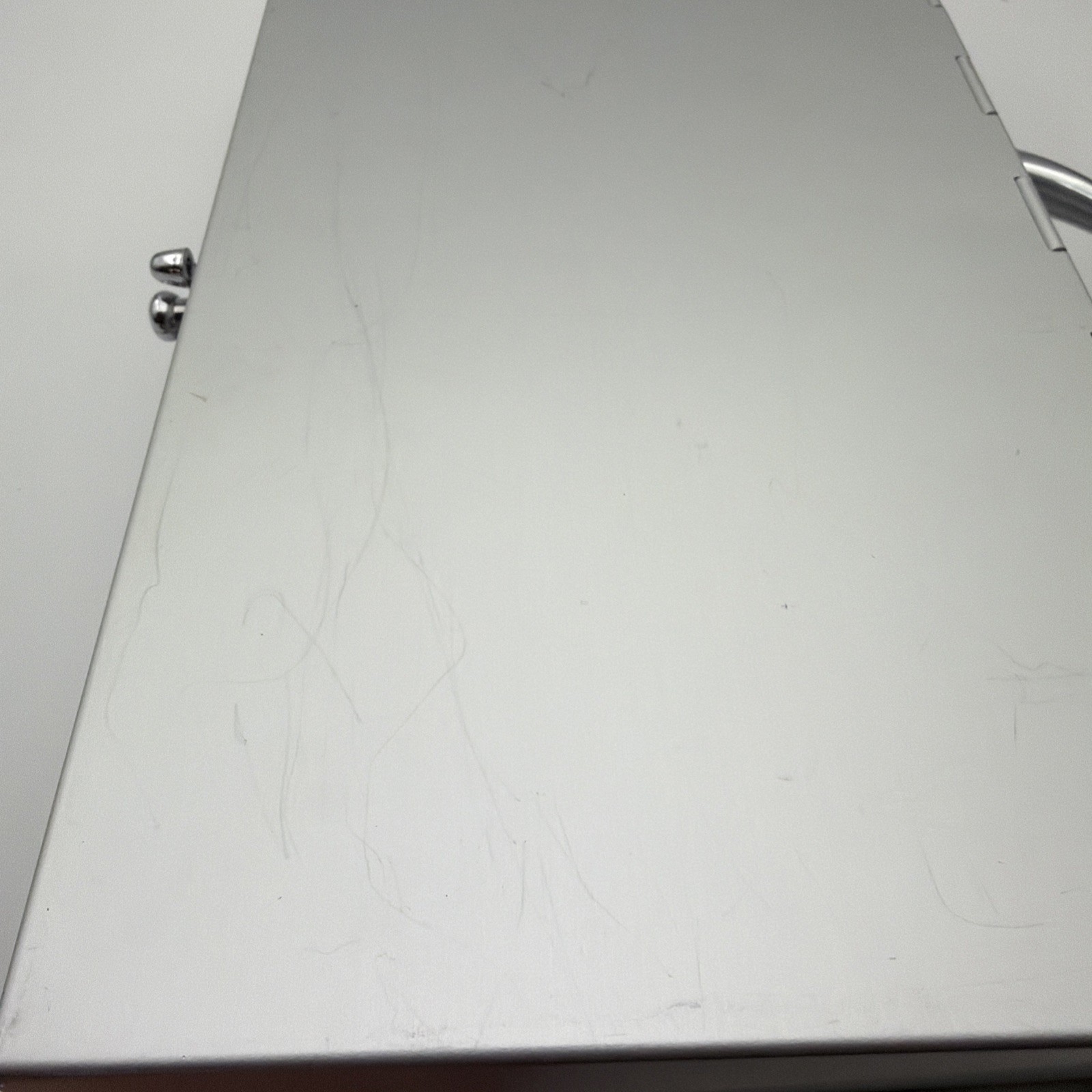 Metal CD/ DVD Aluminum Hard Shell Double Sided Case CD 64 Disc Holder UNIQUE