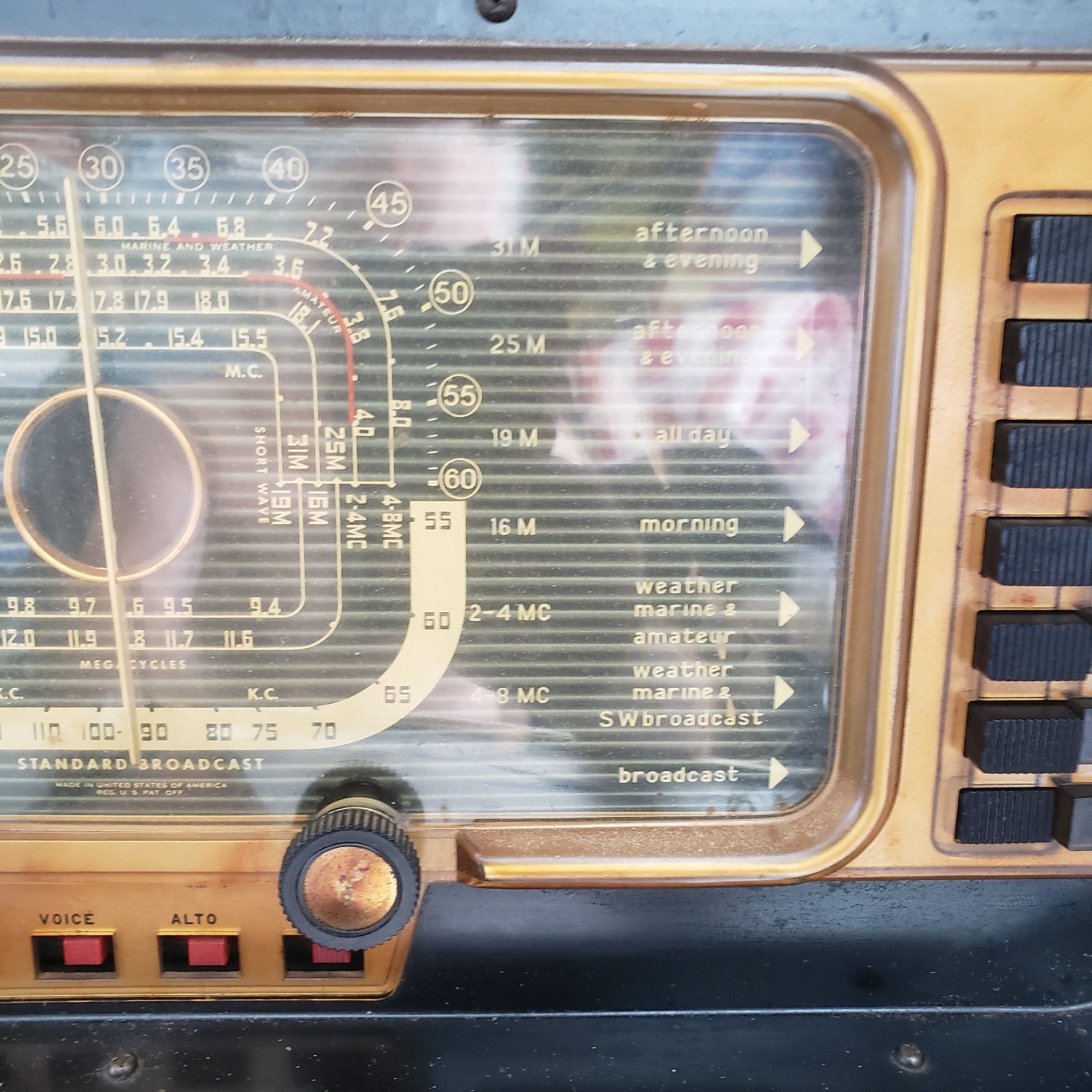 Zenith Trans-Oceanic Portable Shortwave Tube Radio 1950's Power Up