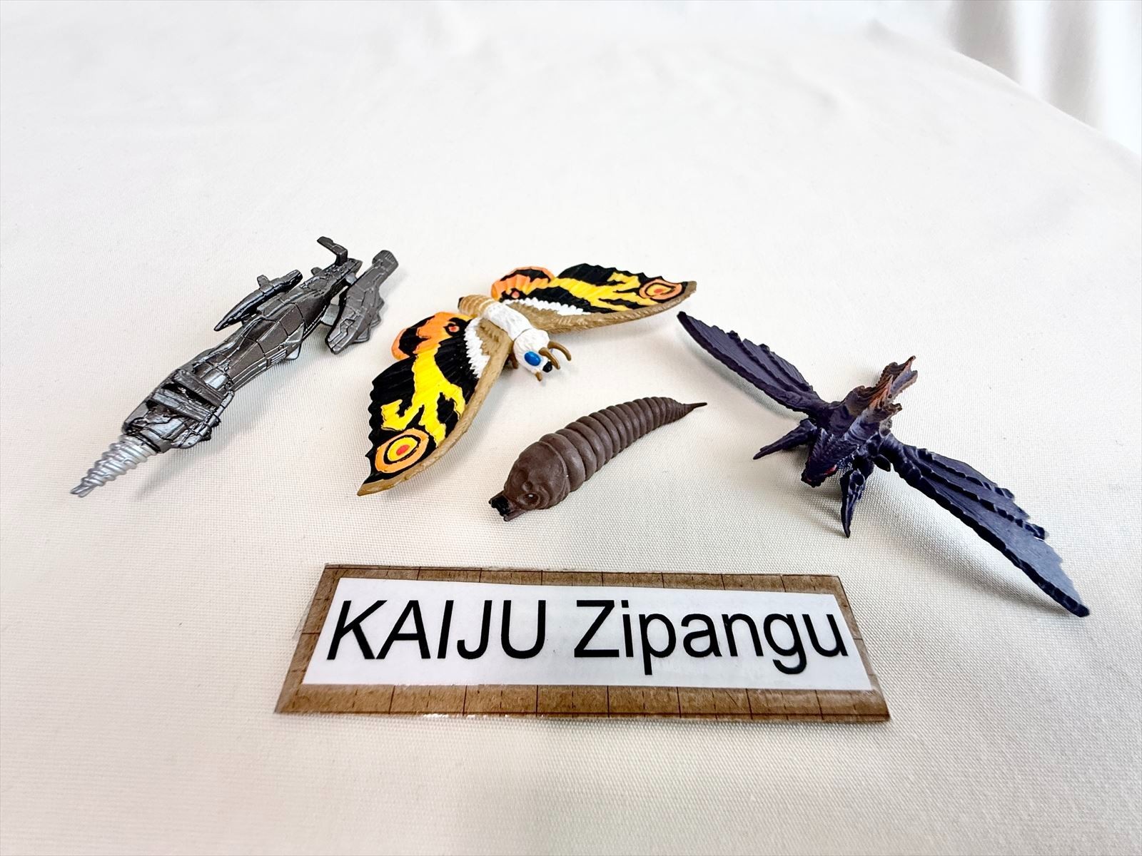 2004 Bandai 2" Godzilla Final Wars Super Picture Book Figure Set of 16 types