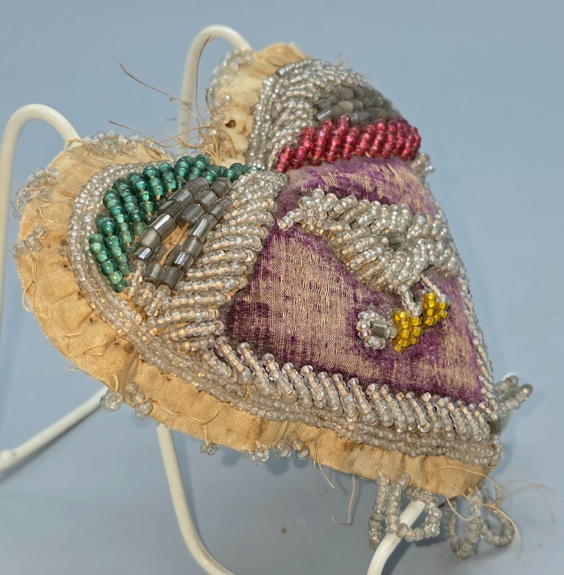 Antique Iroquois Nation 5.25 x 5.25" BEADED BIRD W/TWIG PIN CUSHION/WALL ART