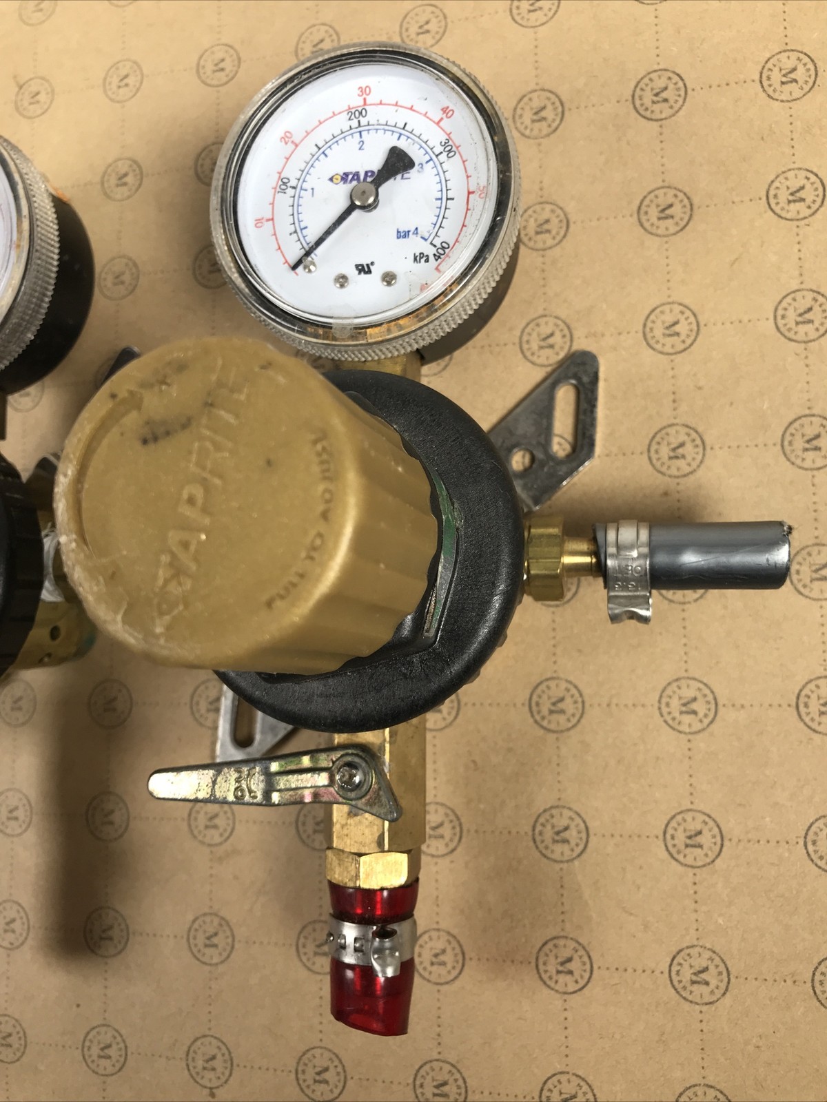 Taprite Dual Pressure Co2 Beer Soda Regulator 5740 Excellent