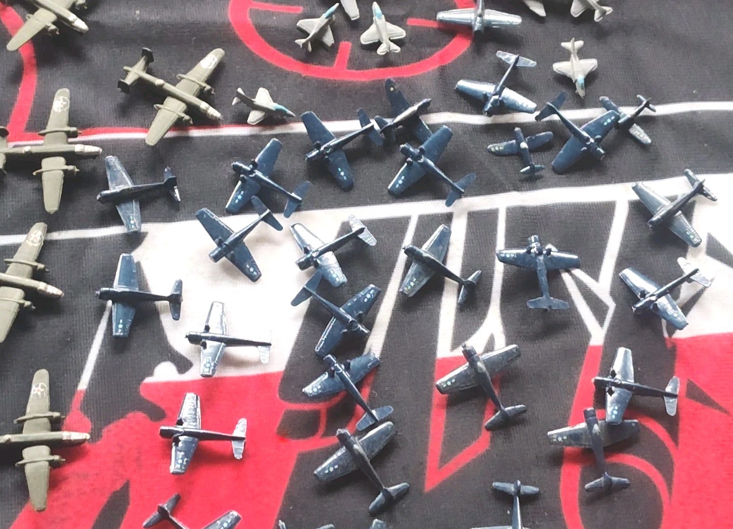 Lot Of 125+ Mini Built Model Airplanes For Aircraft Carriers Plastic 1/2"-2"Long