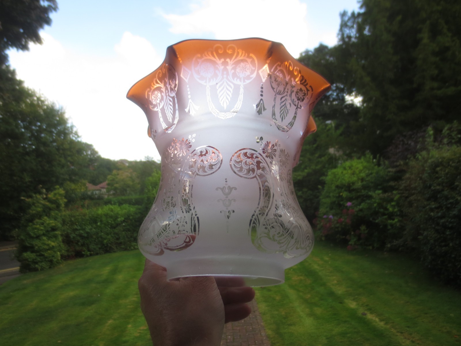 ORIGINAL ANTIQUE TALL GLASS DUPLEX ACID ETCHED TULIP OIL LAMP SHADE