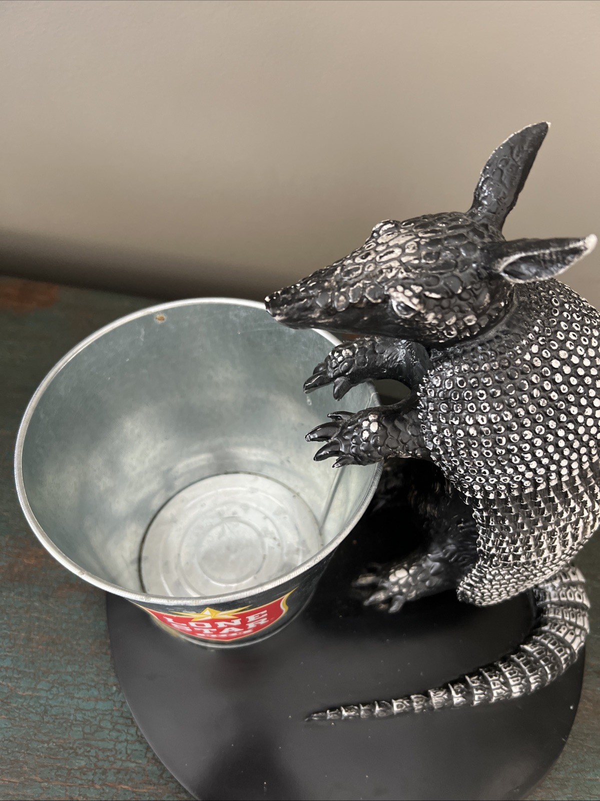 VTG. 1970s LONE STAR BEER ARMADILLO ICE BUCKET BACK BAR ADVERTISING DISPLAY RARE