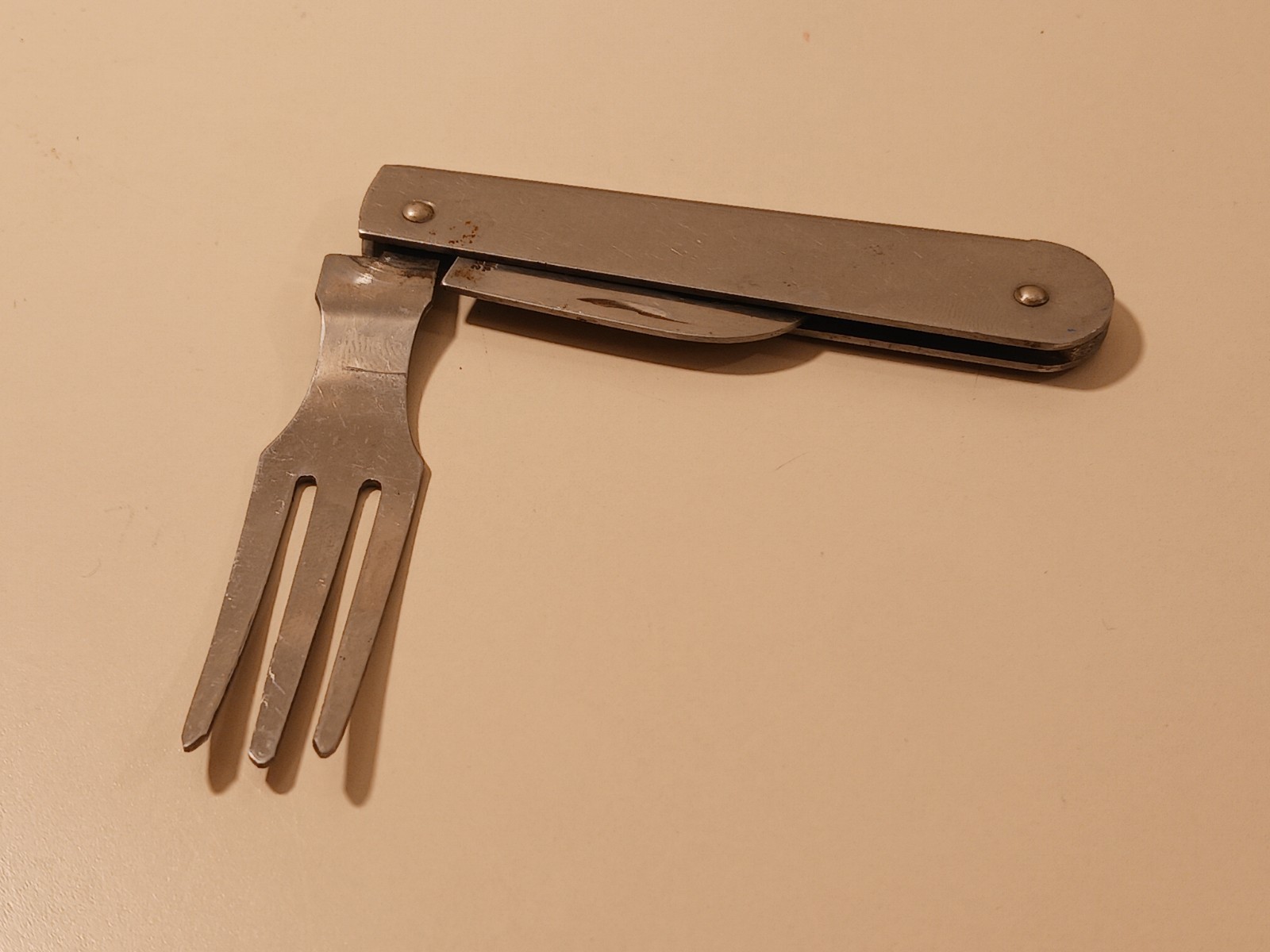 Vintage Imperial USA Folding Fork Can Opener Tool 1945 Patent 2391732 Mess Kit