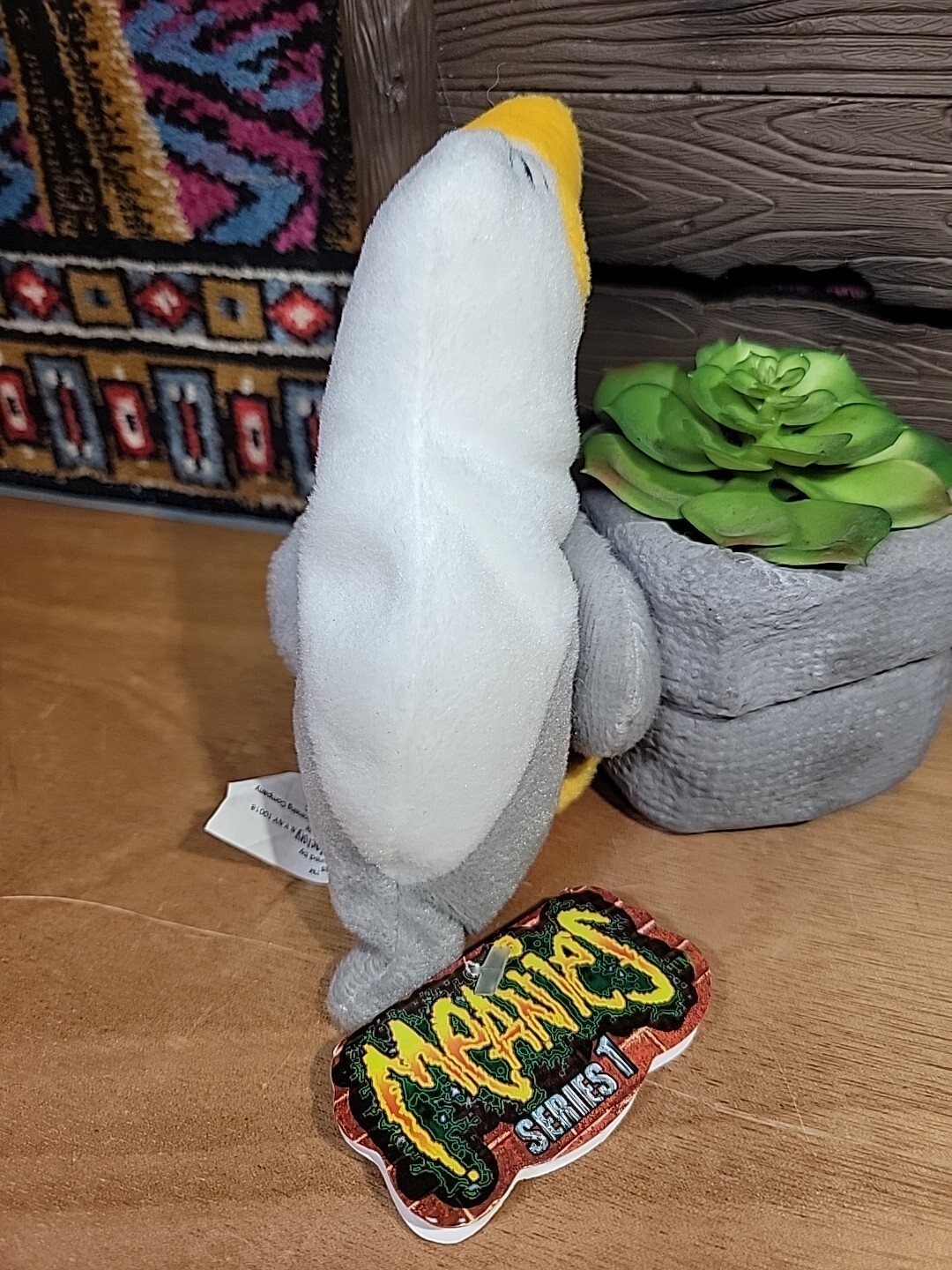 New 1997 Meanies Beanie Peter Gotta Peagull Crude Toilet Plush Series 1