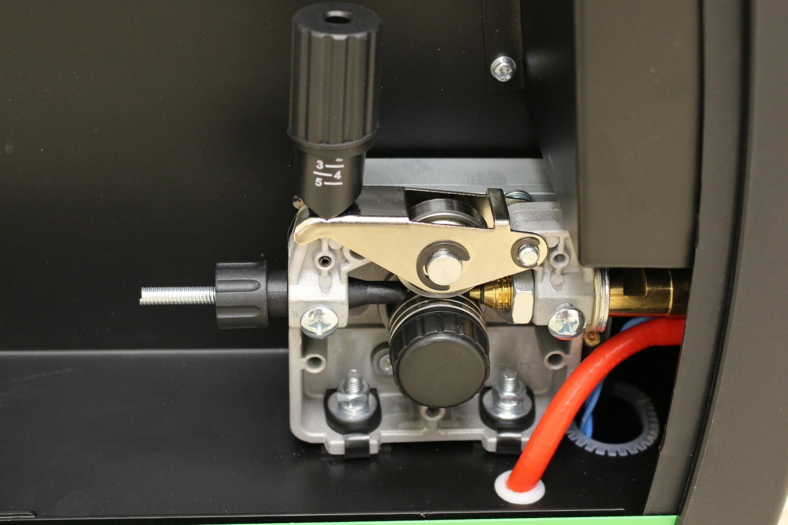 NEW Everlast Cyclone 140E MIG Welder 110v can do Flux Core 140Amp portable