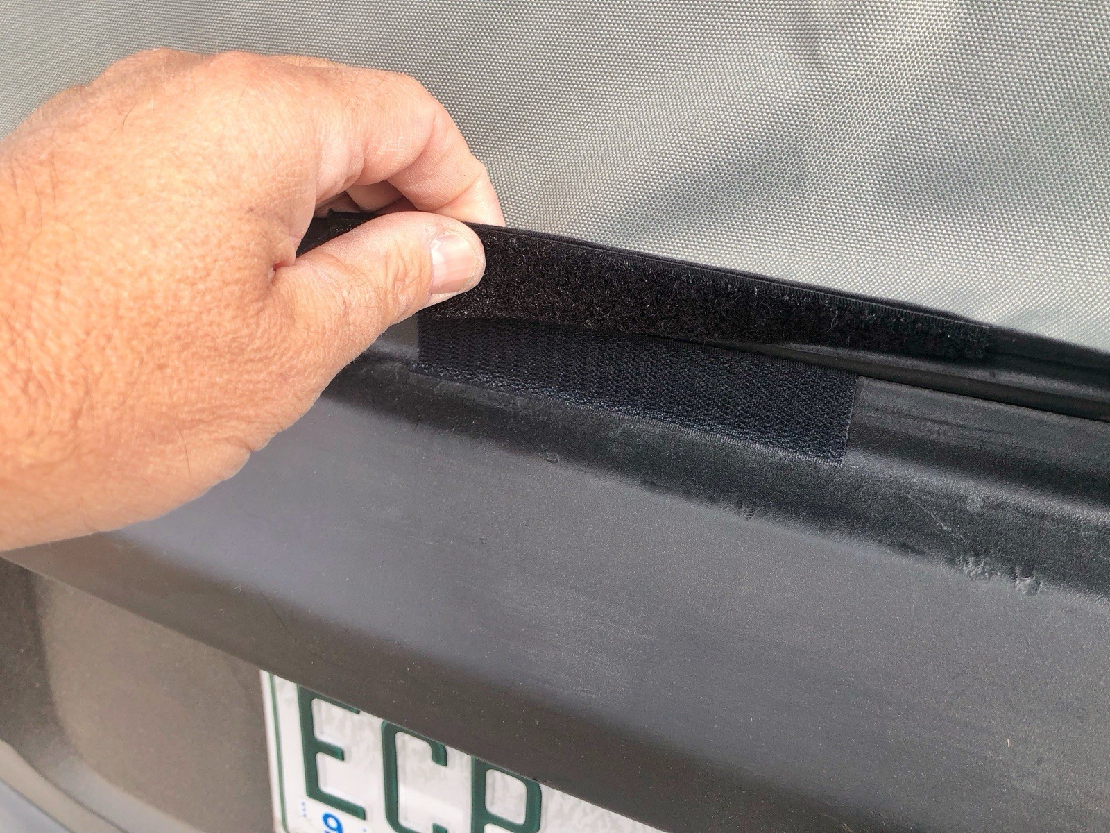 Honda Element -Half Moon- Privacy Bug Screen By Rain Dean