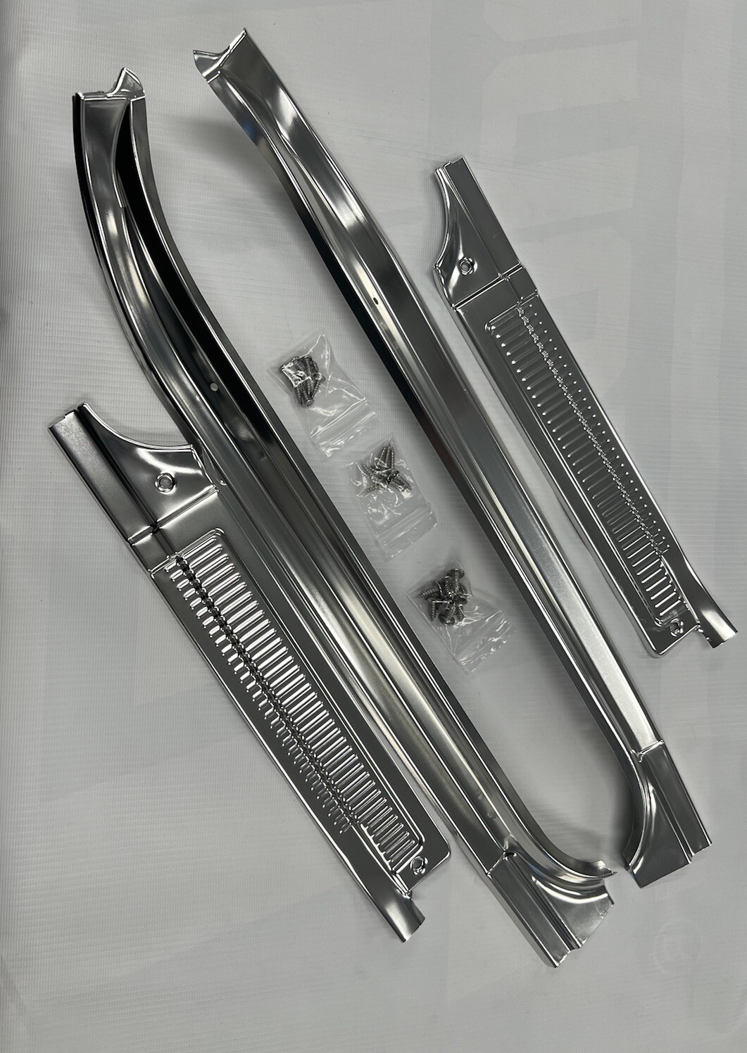 1973-1977 CHEVROLET GMC C10 C20 C30 G10 DOOR SILL TRIM KIT 4 PIECES NEW